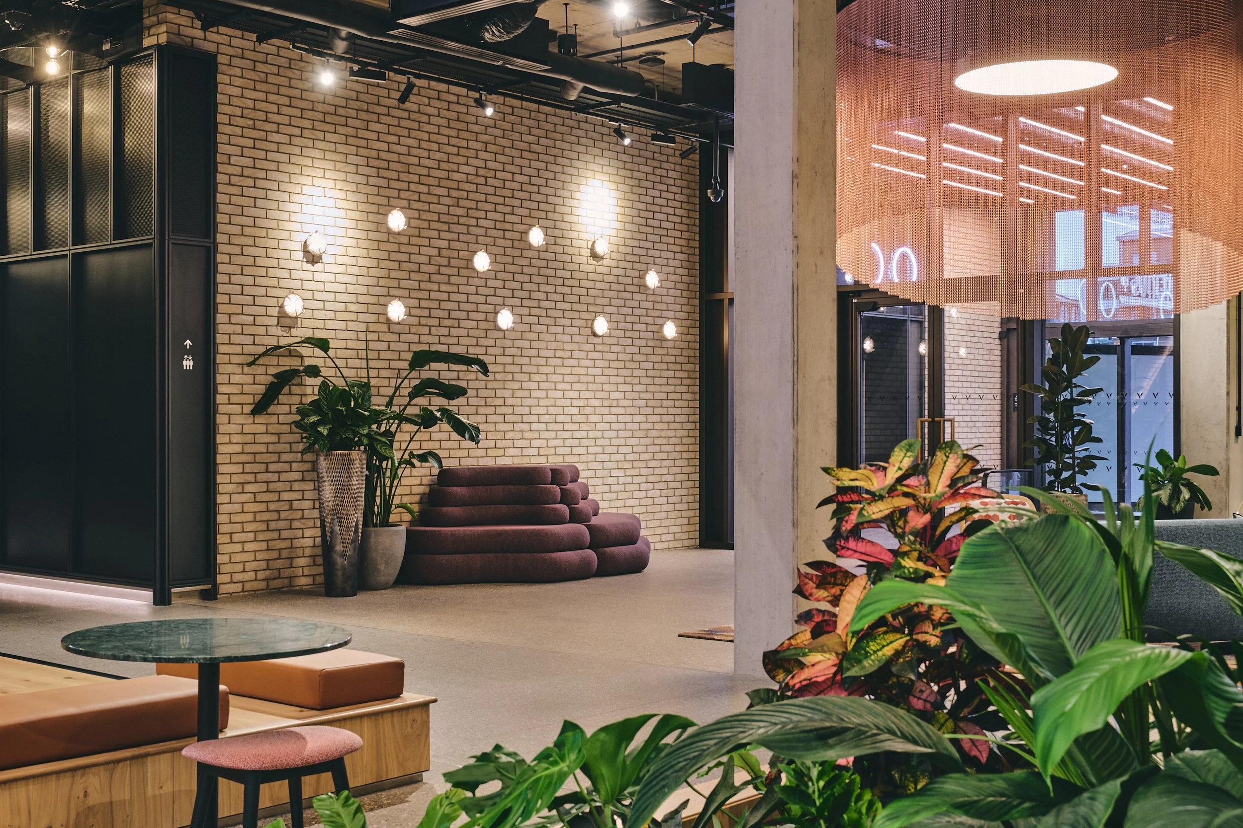 DSC_0861_26.01.09_GRID_VERTUS_HI RES.jpg