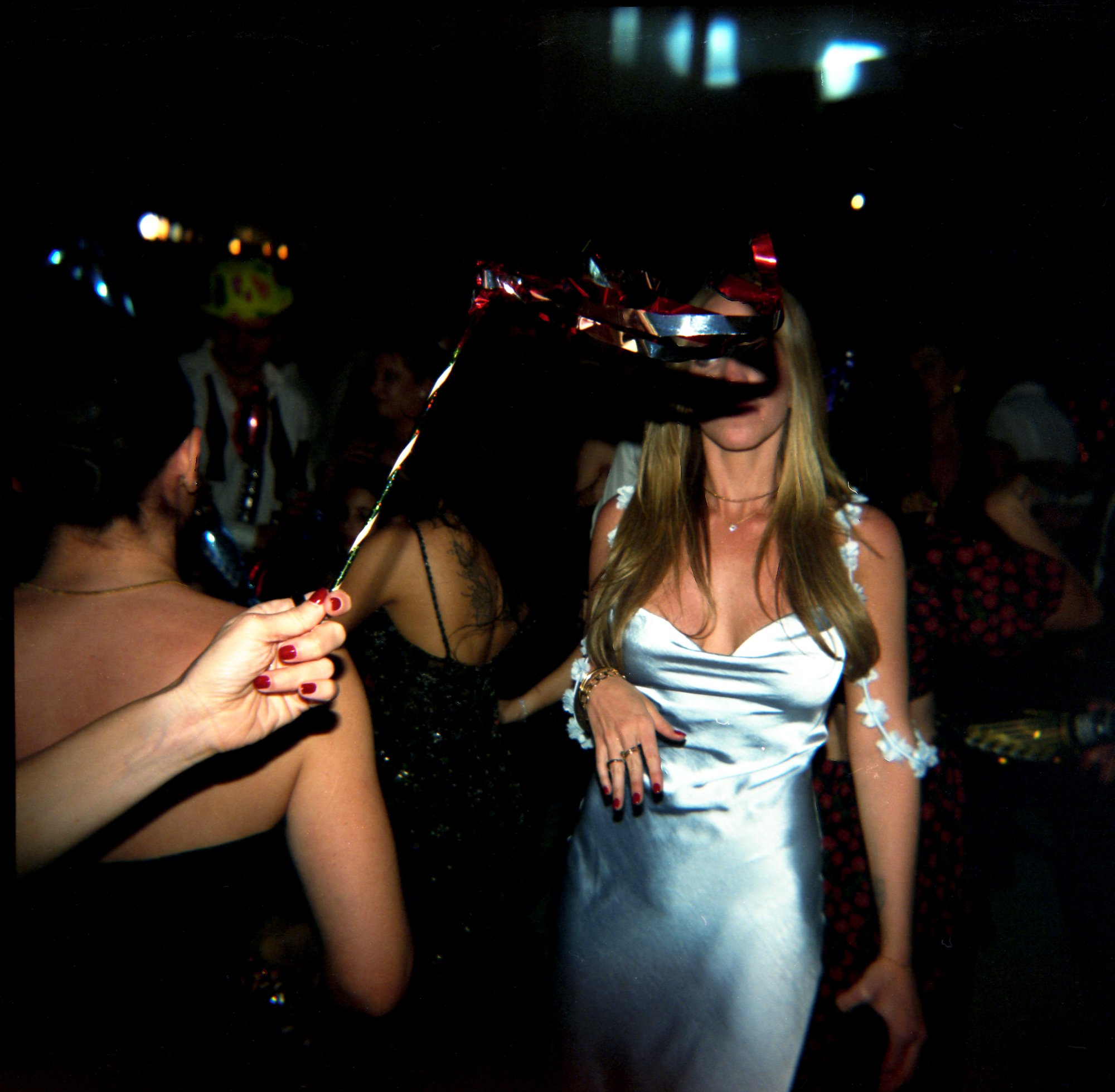 film-wedding-photographer-luna-escondida-18.jpg