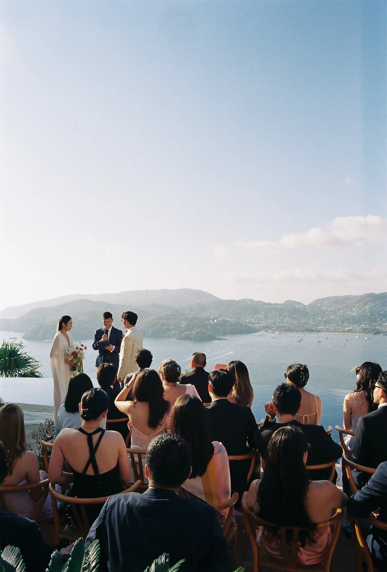 zihuatanejo-wedding-photographer-casa-angelina-alfonso-flores-106.jpg