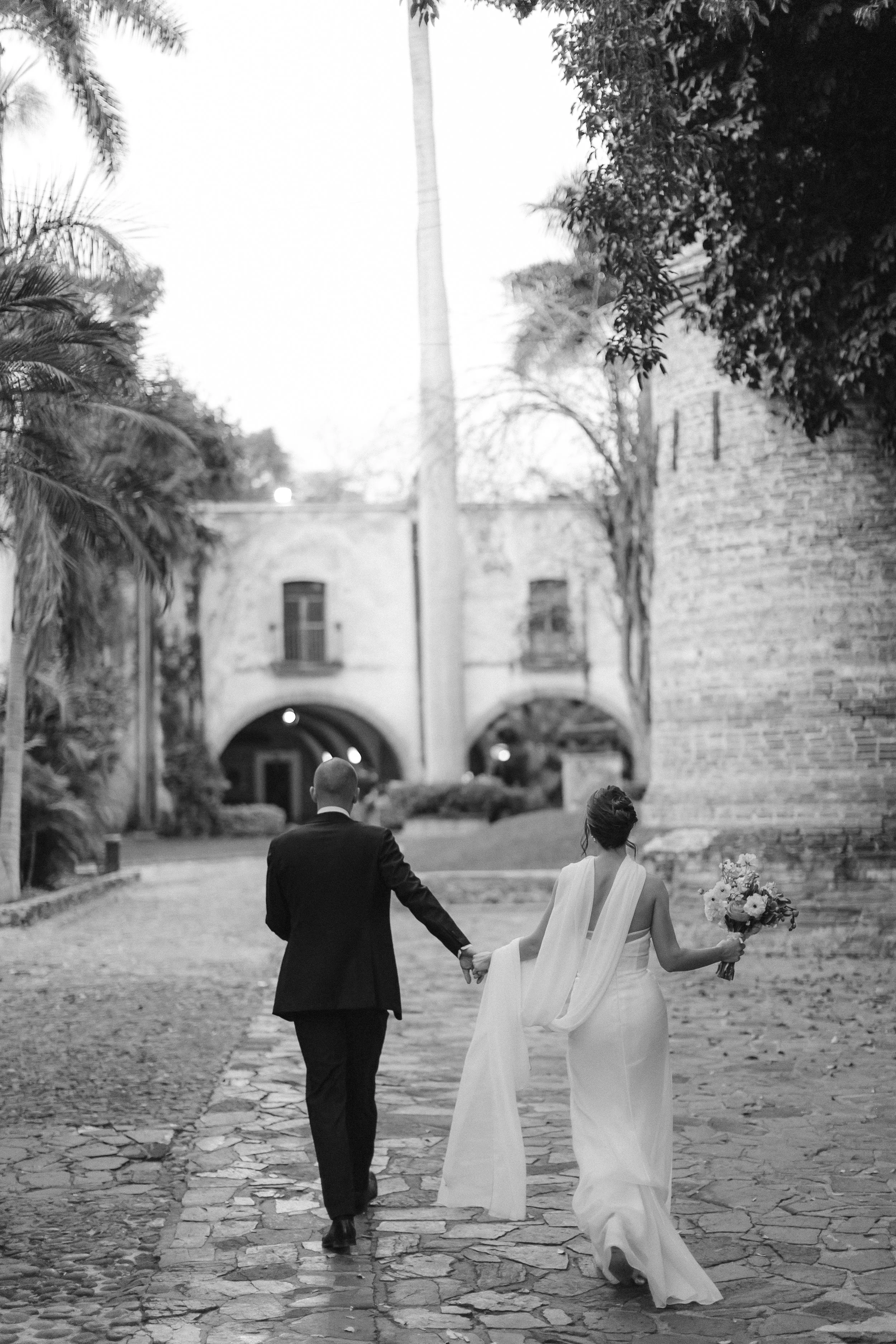 ALFONSO-FLORES-FILM-WEDING-PHOTOGRAPHER7.jpg