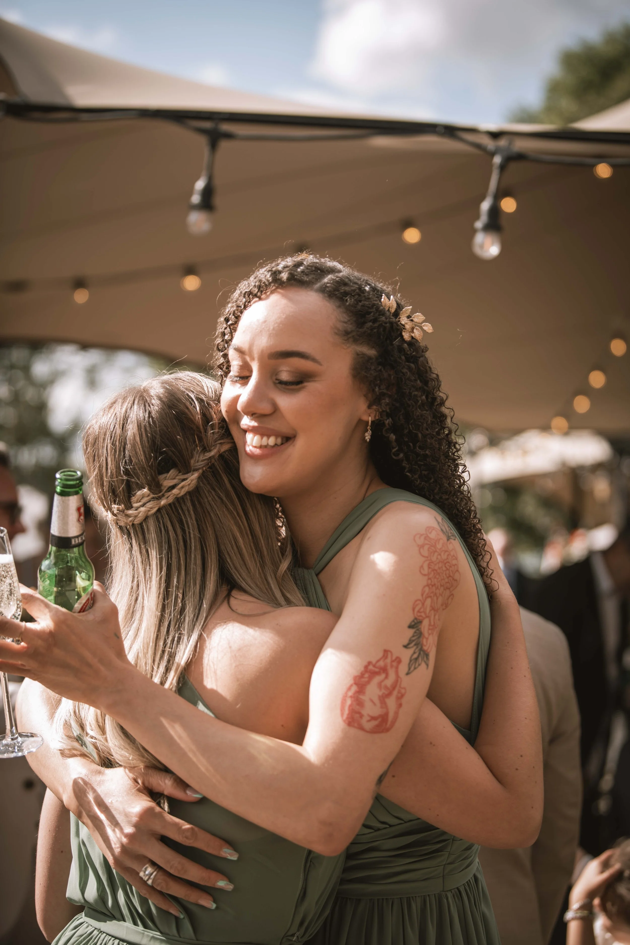 MollyMaxWeddingStirrupsHotel-420.jpg