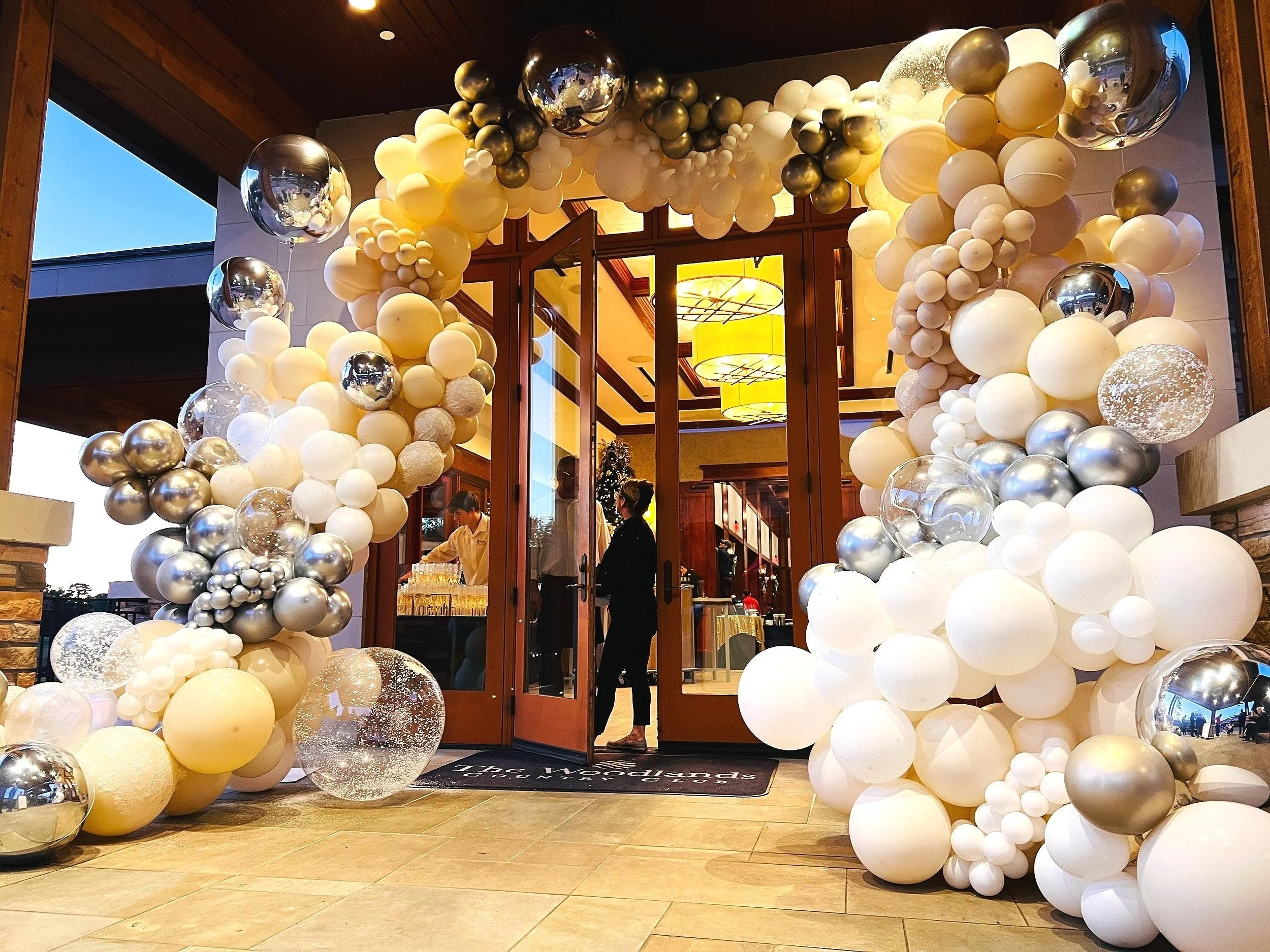 Grand Entry Balloon Garland — Corporate Events