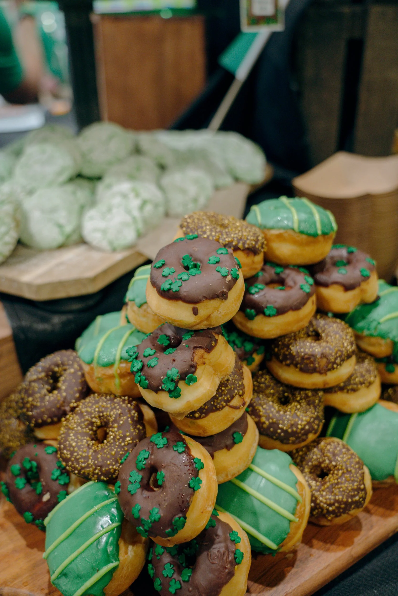 St-Patrick’s-Day-Doughnuts-in-Tipp-City-Photography-by-Andrea-Molina