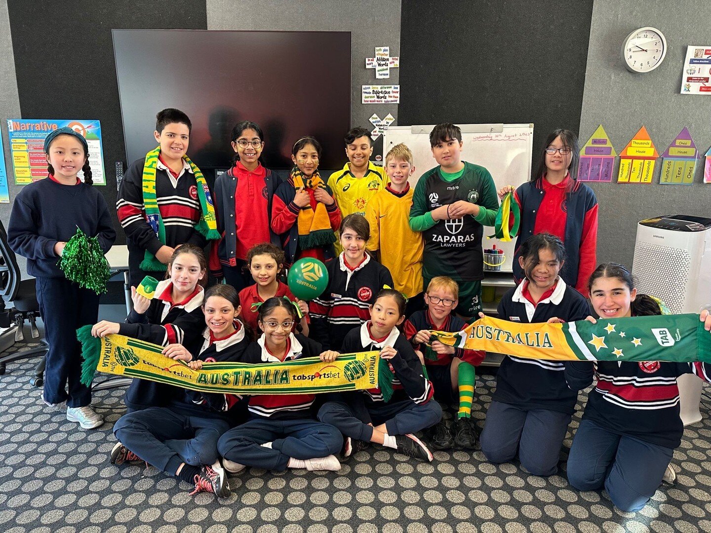 Our year 5/6 students were excited to watch the Matilda&rsquo;s in the semi final soccer match! ⚽️ 🟢🟡 We&rsquo;re so proud of our Aussie girls effort last night!

 #shoakleigh #sacredheartoakleigh #sacredheart #oakleigh #primaryschool #school #pare