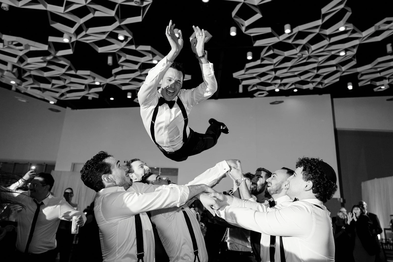 R+I_ party340 bw .jpg