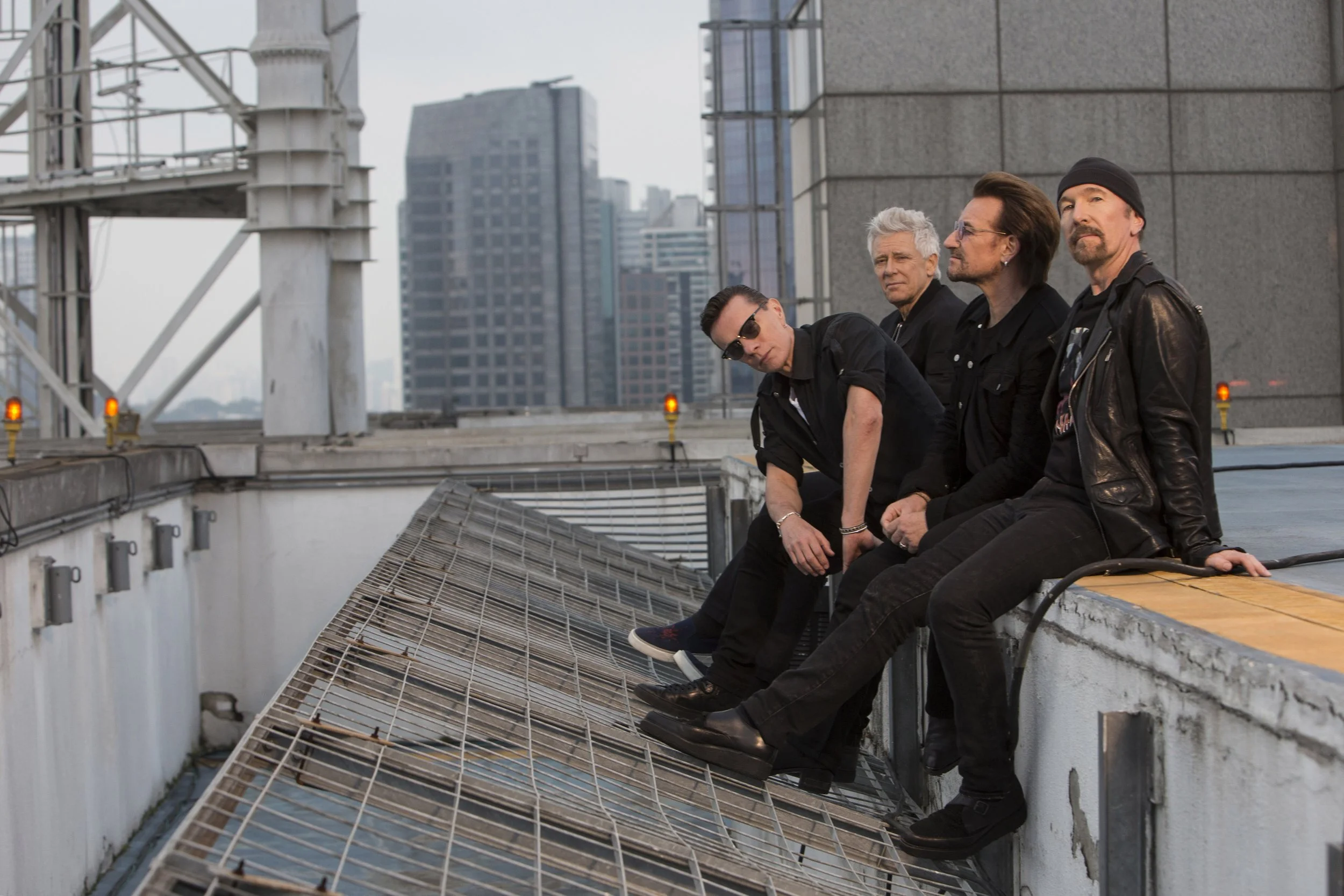u2