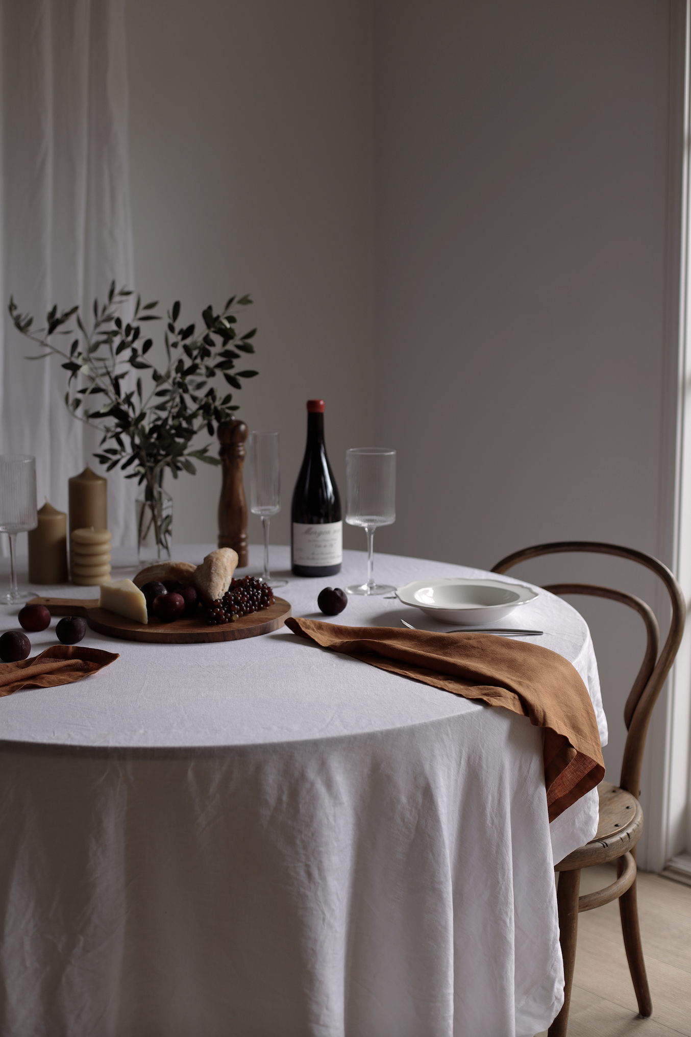 WHITE EUROPEAN FLAX LINEN TABLE CLOTH