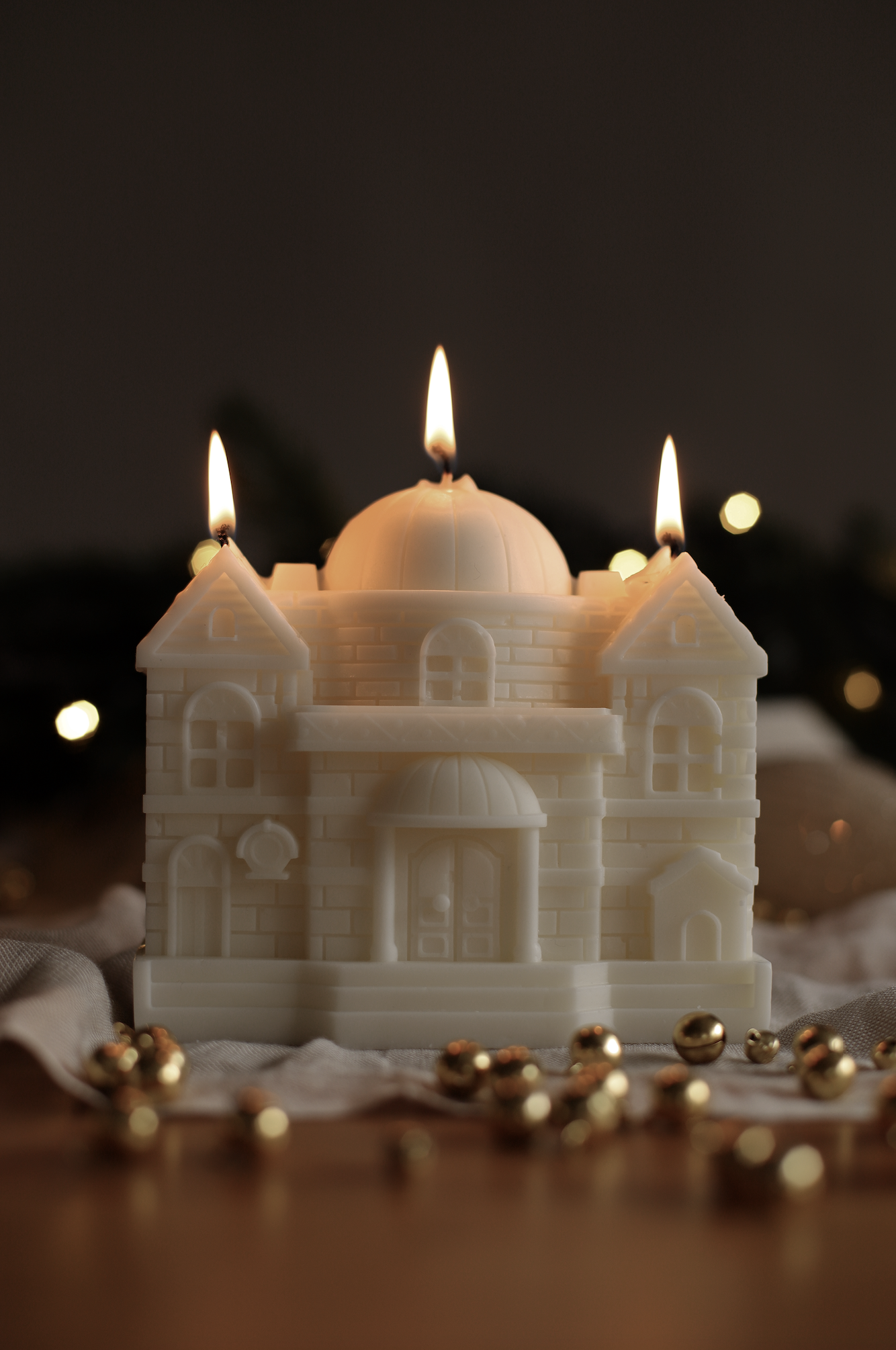 CHRISTMAS VILLAGE