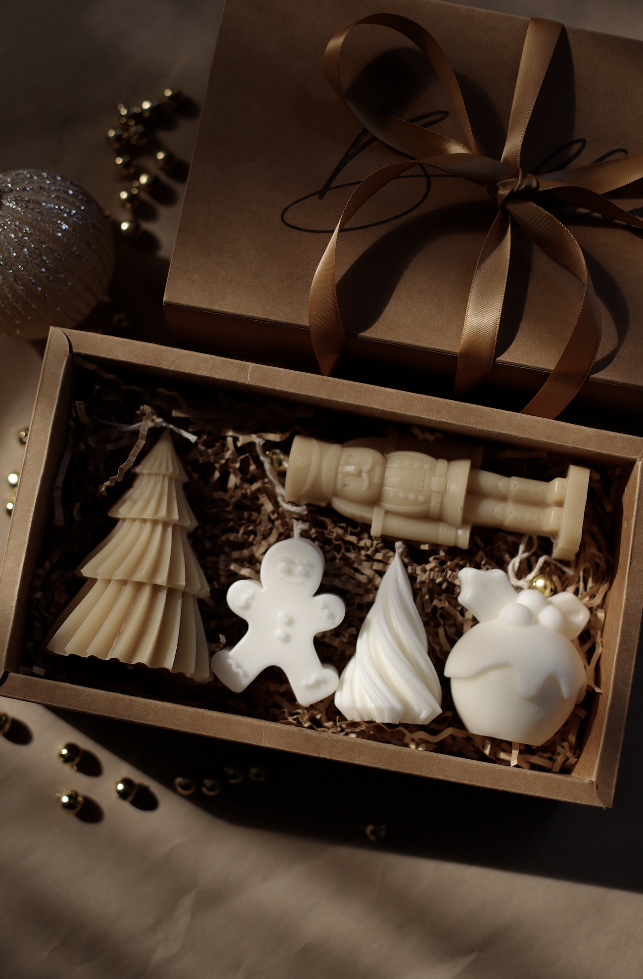 NUTCRACKER MIX GIFT.png