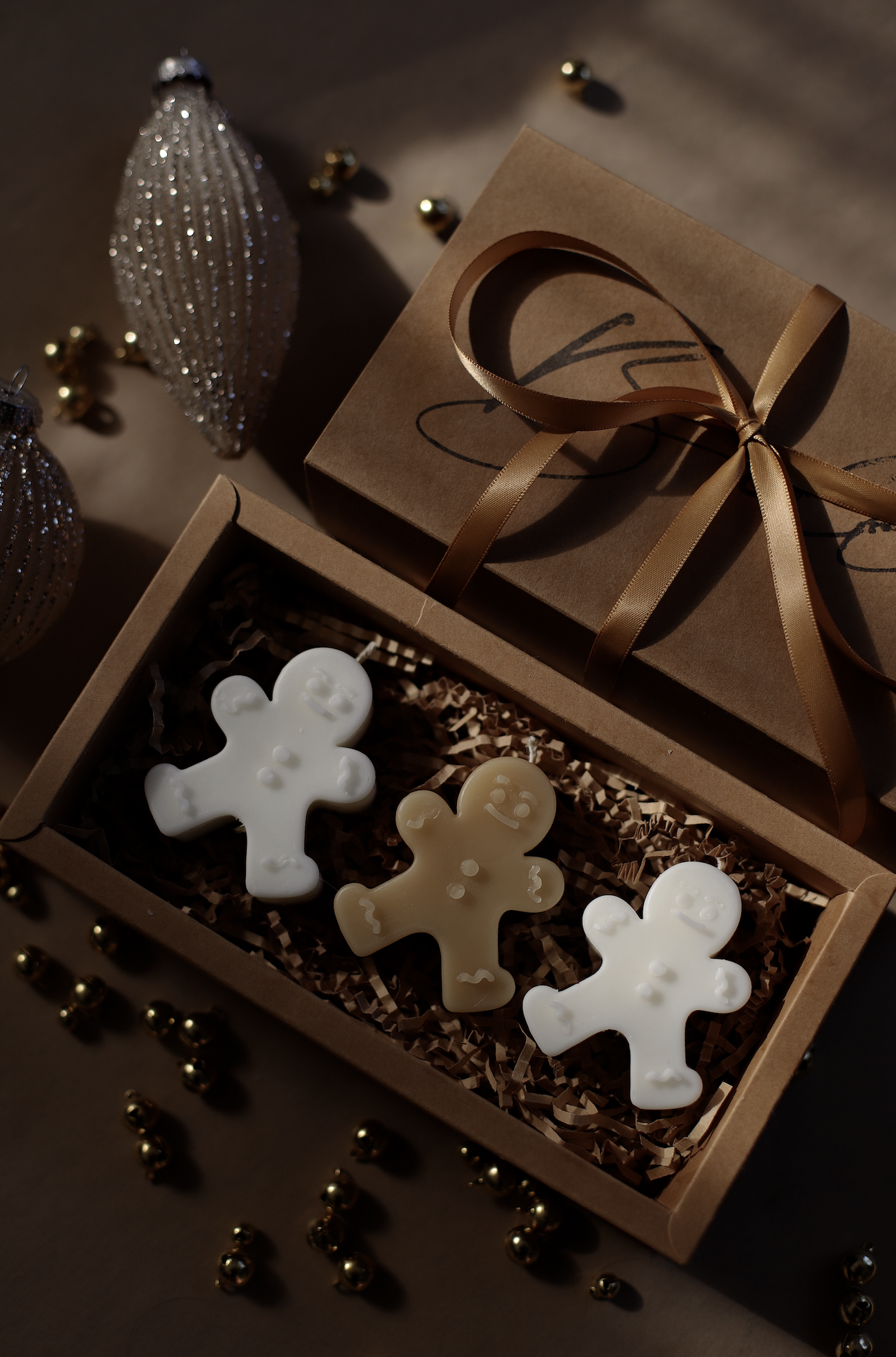 GINGERBREAD MAN GIFT BOX