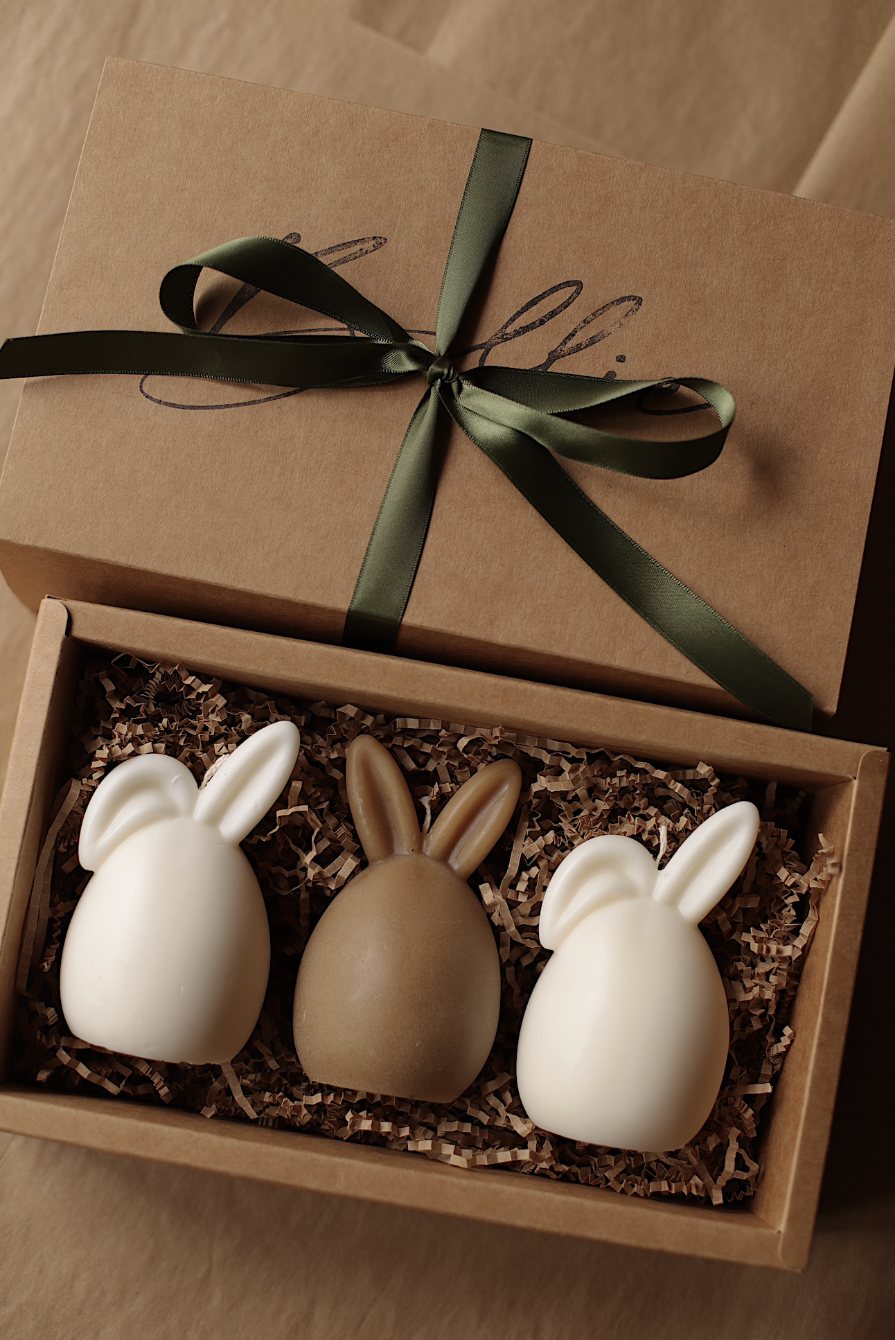 EASTER BUNNY GIFT BOX