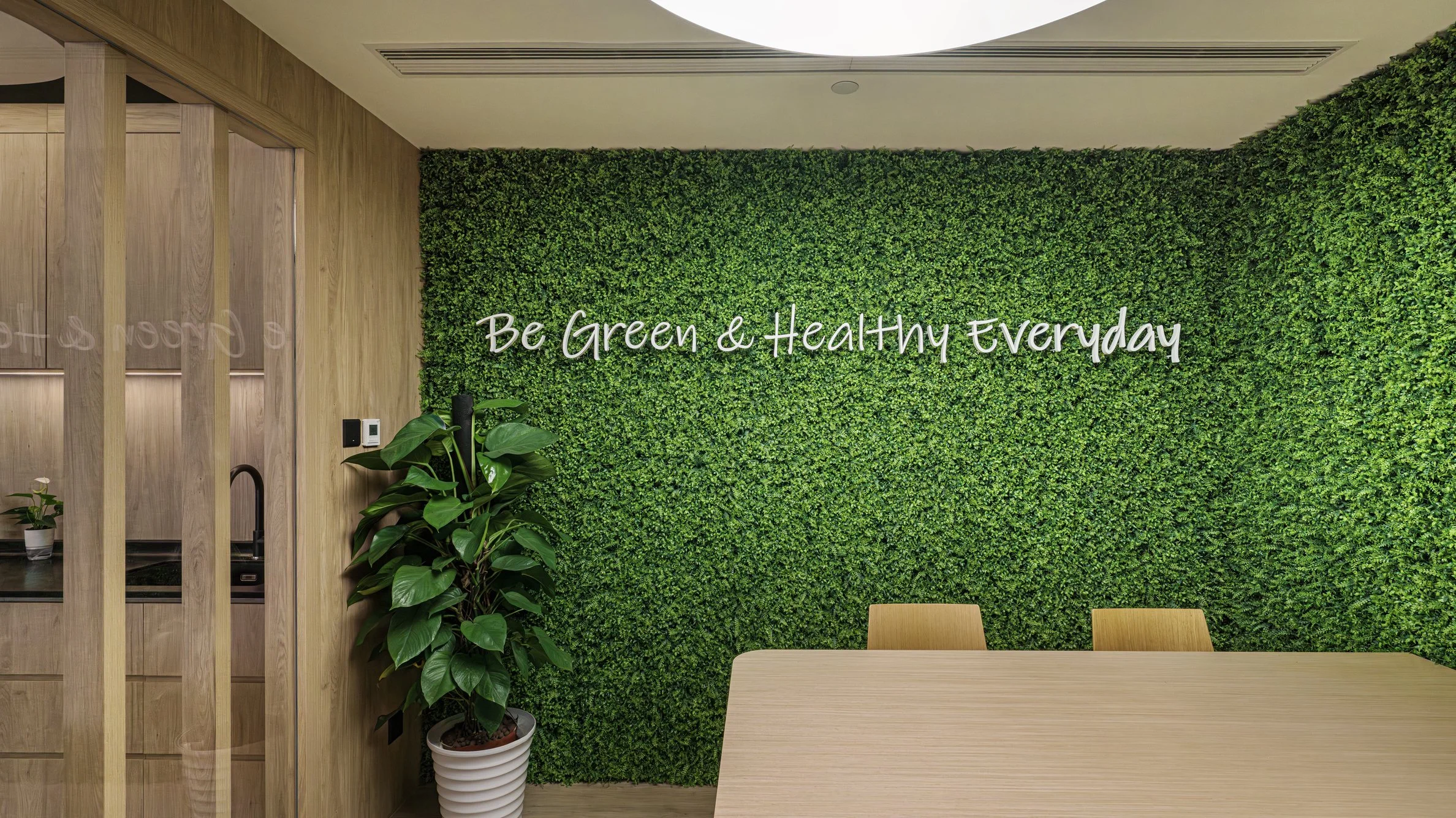 A_DSC07202_ZHOffice.jpg