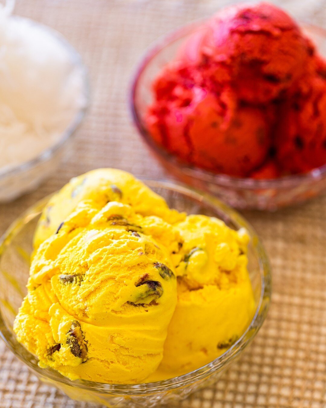 🍨🍨 It&rsquo;s always a good day for ICE CREAM! Especially when it&rsquo;s made FROM SCRATCH! Our Saffron Ice Cream is a Caf&eacute; Glac&eacute; signature item and is absolutely delicious! #CafeGlace