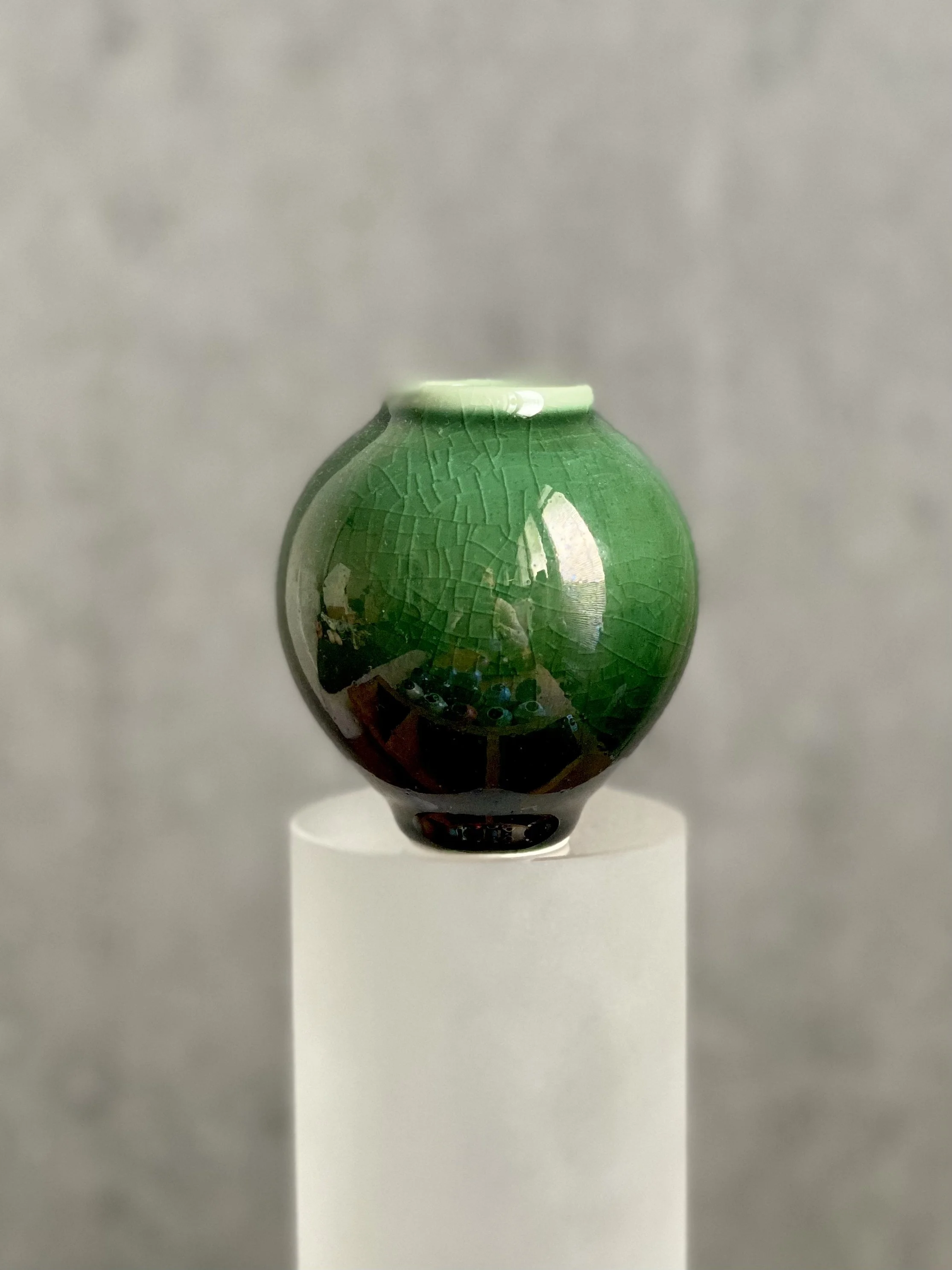 Oribe Full Moon Miniature