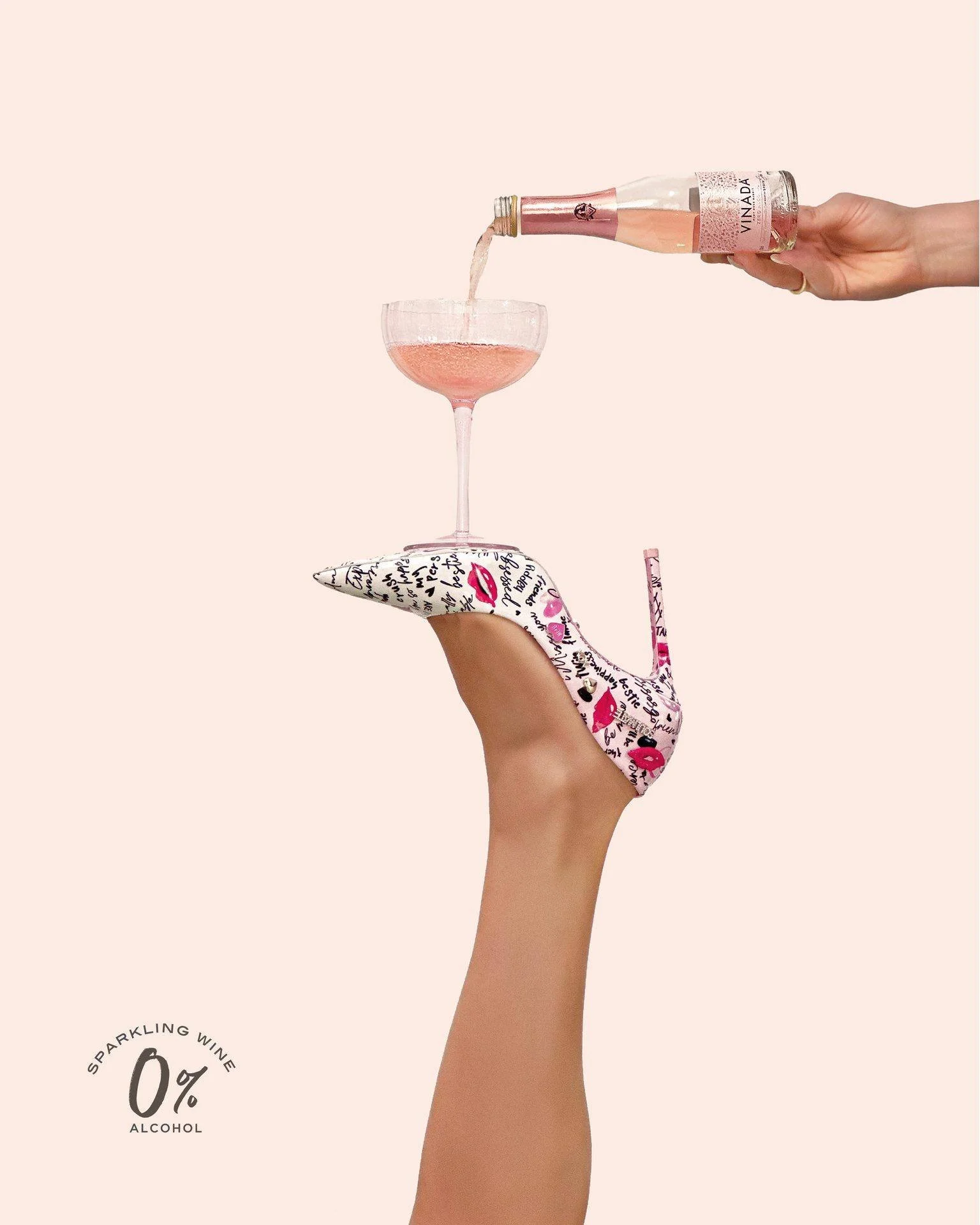Raise your glass, just without the alcohol! 🥂
Join the Sober Month Challenge with our Sober Month Box, featuring VINADA wines.
All profits go to Pink Ribbon, supporting the fight against breast cancer. 💗

#vinadawines #AlcoholFree #sobermonthchalle