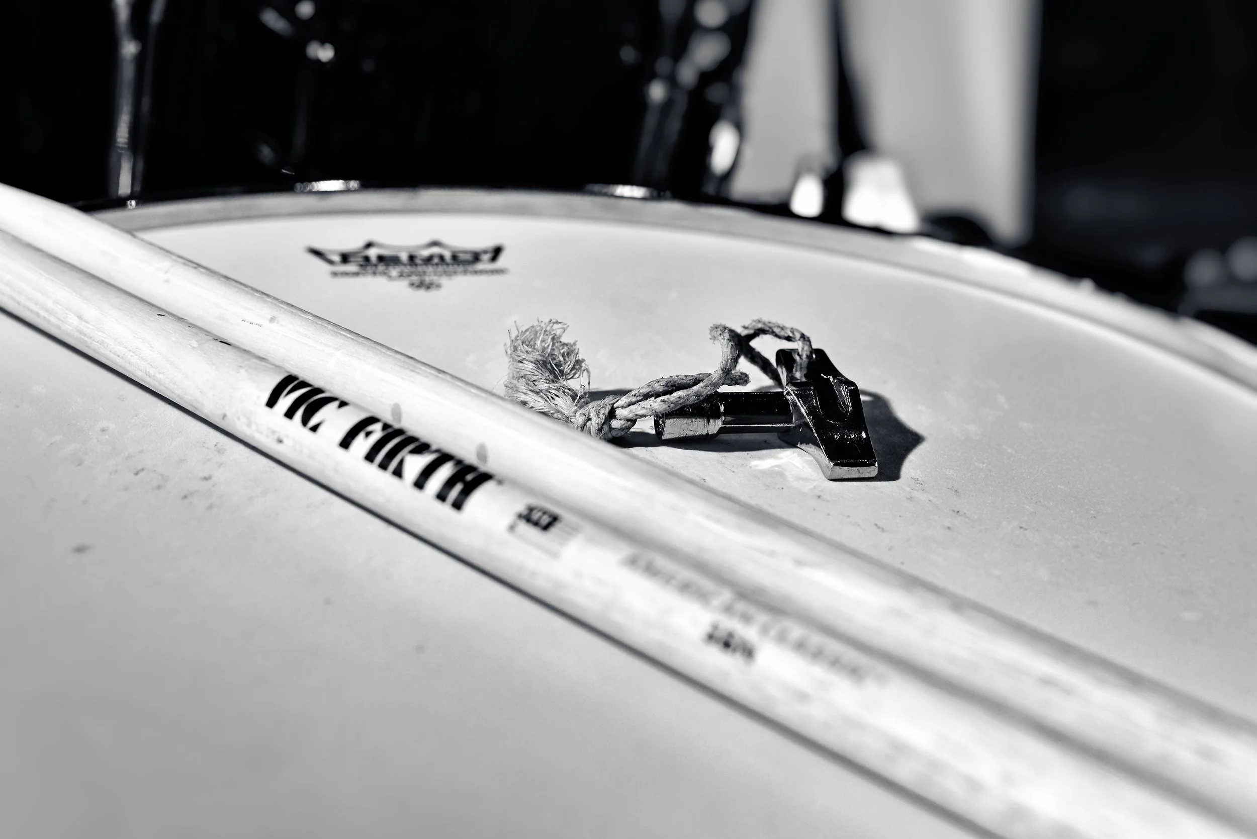 Drums_5BWTONED.jpg