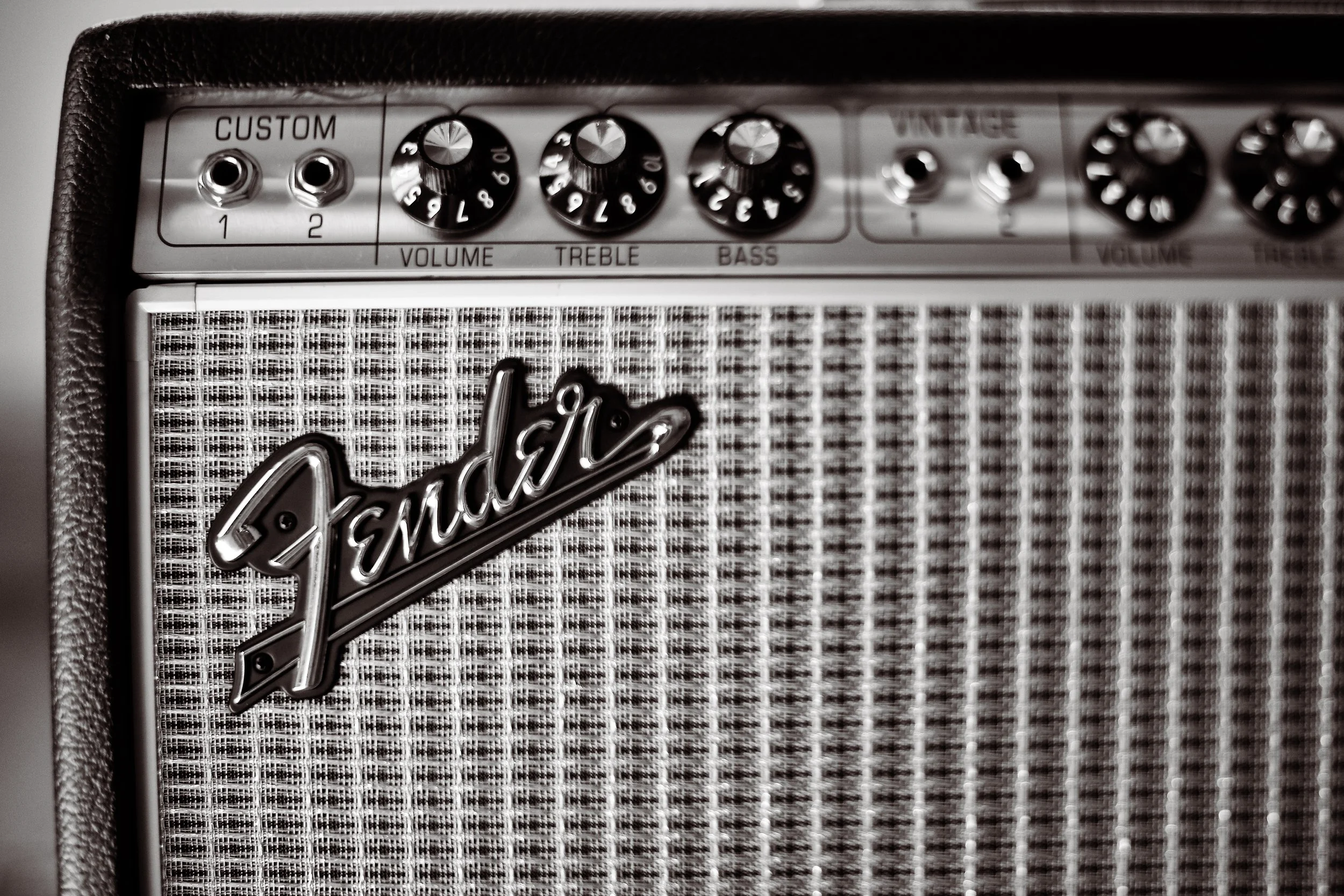 Fender_2.jpg