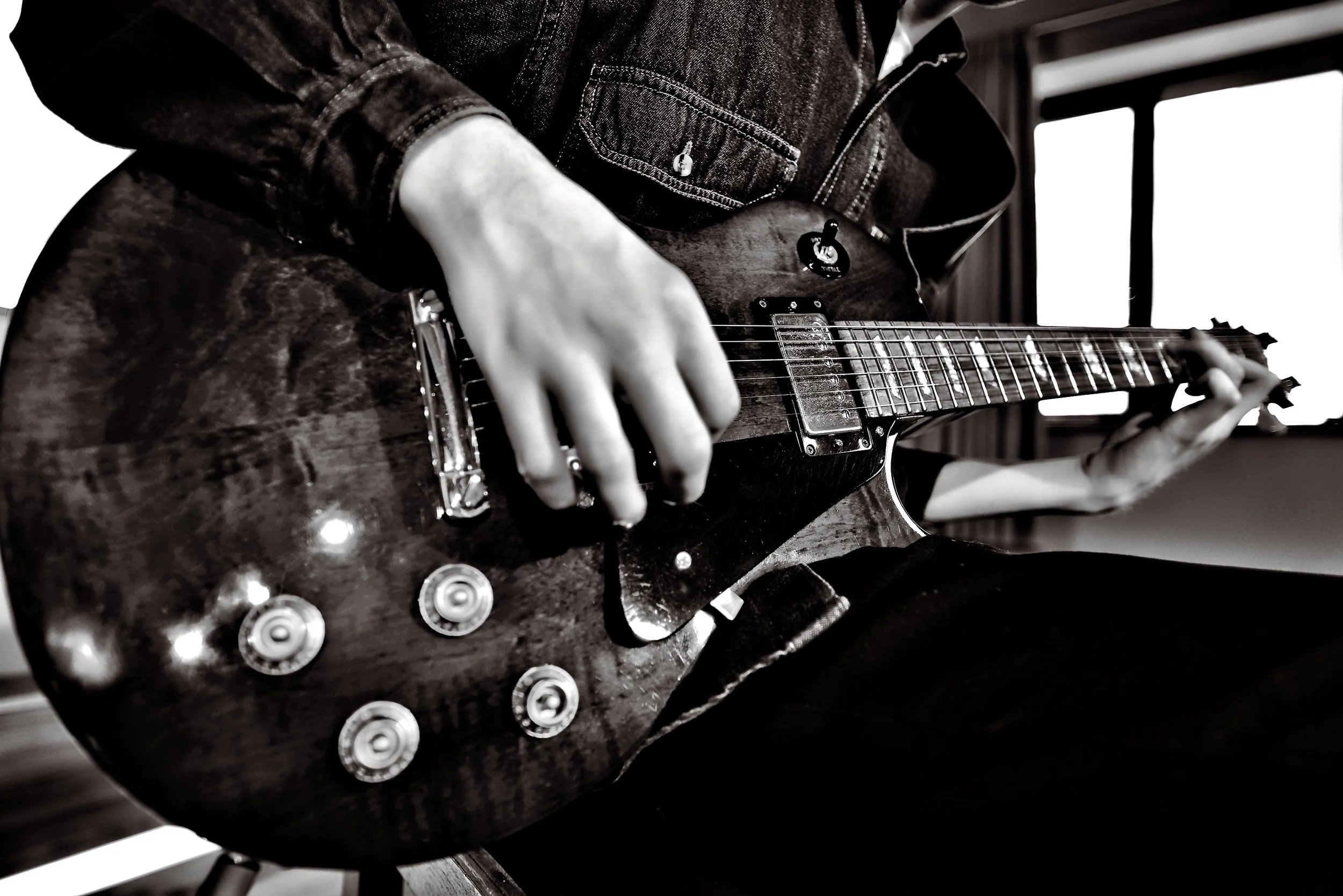 Guitar_14 BW TONED.jpg