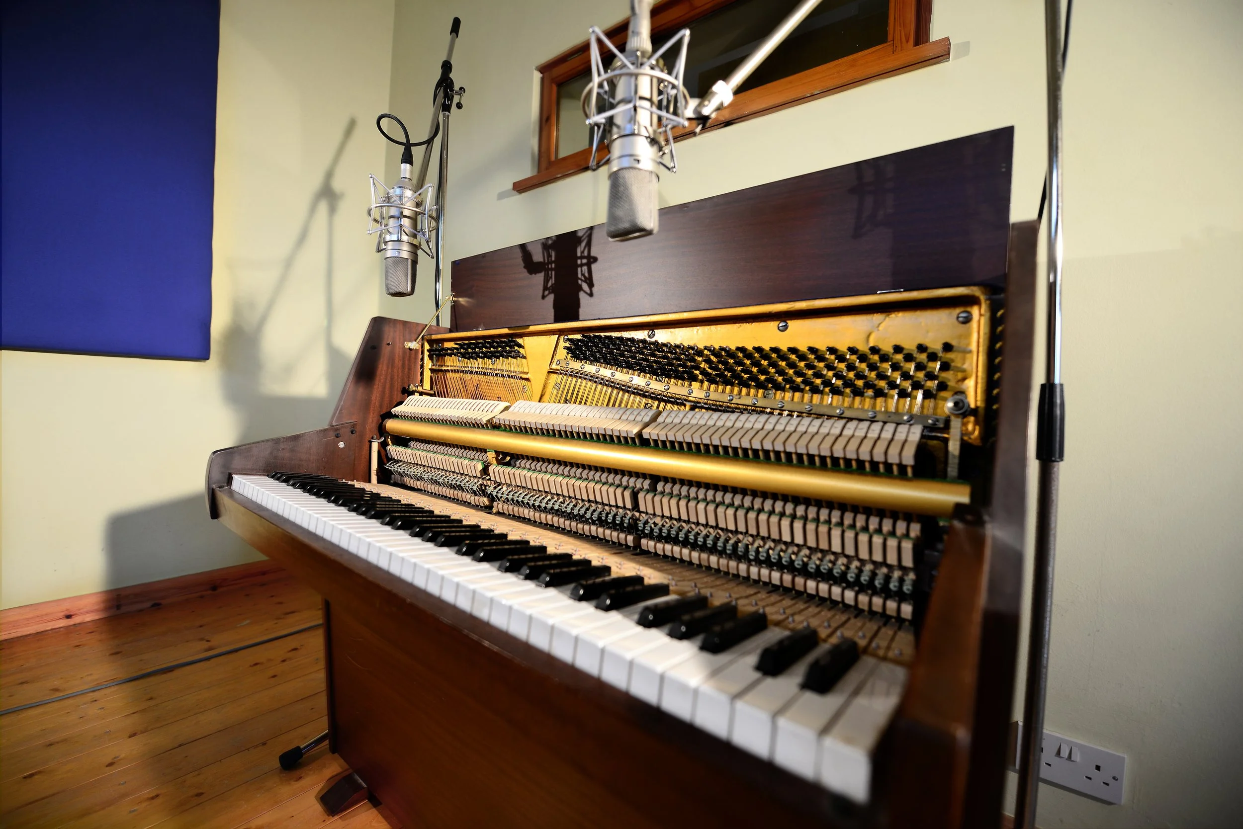 Piano_6.jpg