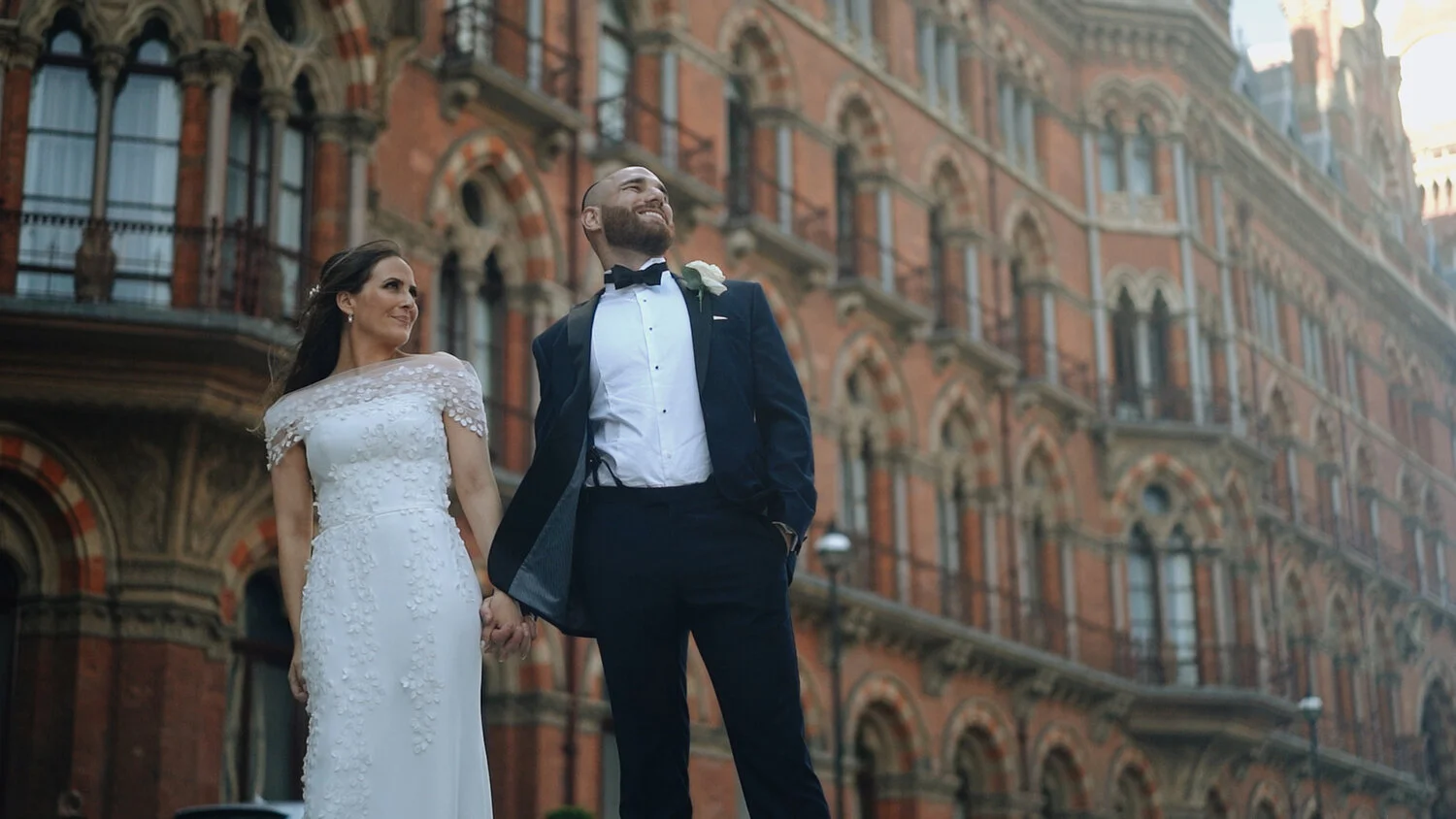 ST. PANCRAS RENAISSANCE HOTEL WEDDING, LONDON///OLIVIA AND ADAM