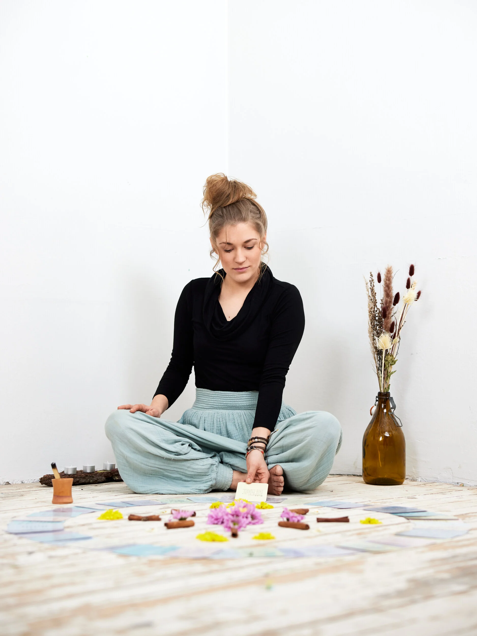 HOOGALLERIA WEBSITE 14.jpg