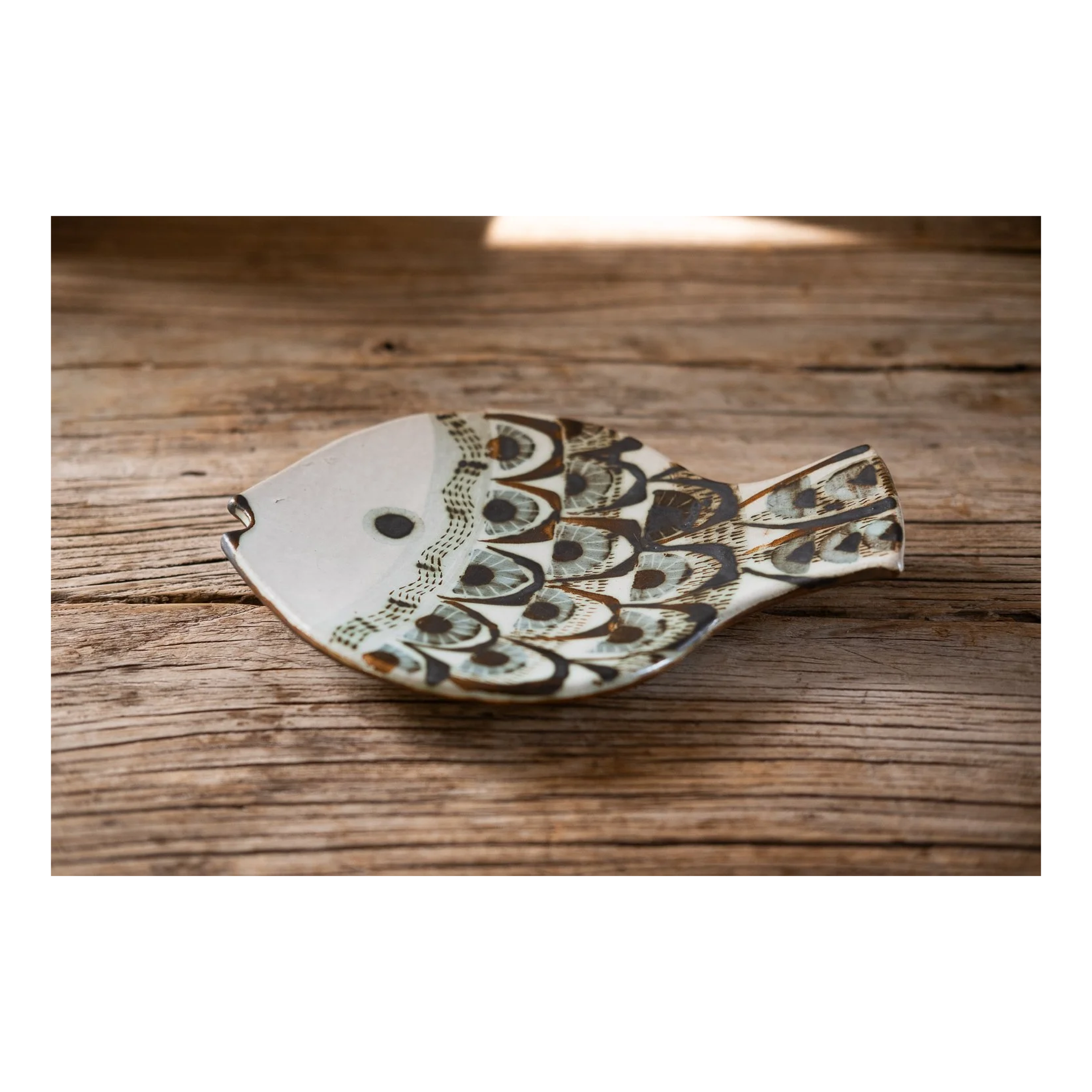 Round Fish Dish - one