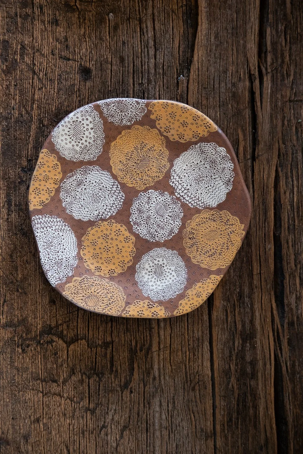 White and Yellow Flower Field Plate.jpg