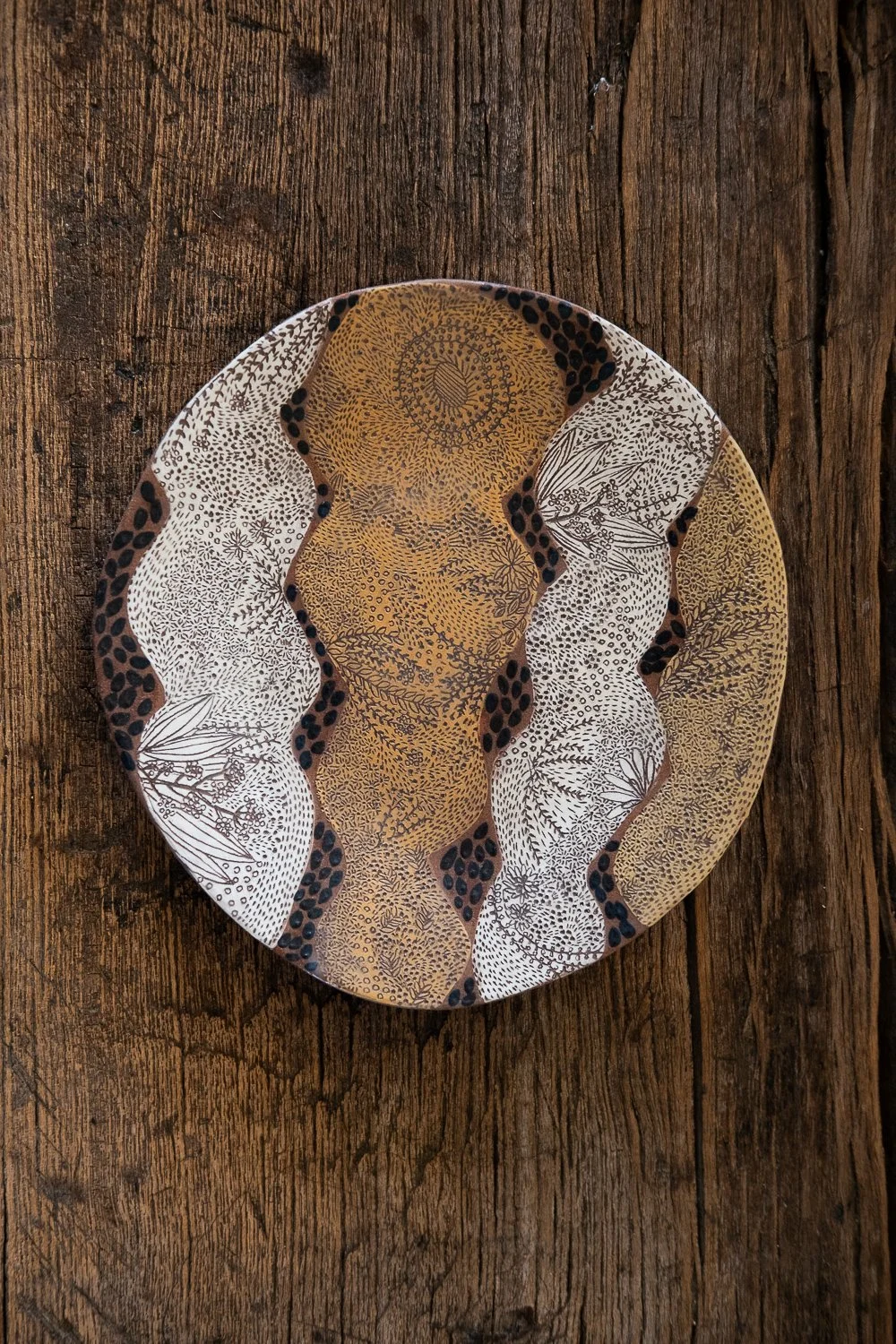 Flowing Floral Plate 17 x 17 cm.jpg