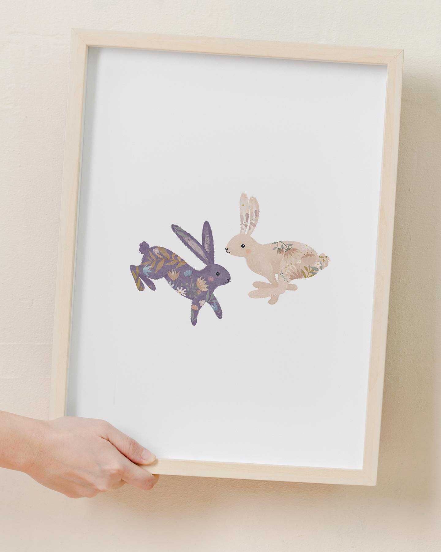 Hop to my Etsy shop to purchase this adorable print, perfect for decorating for the Spring season 🤍