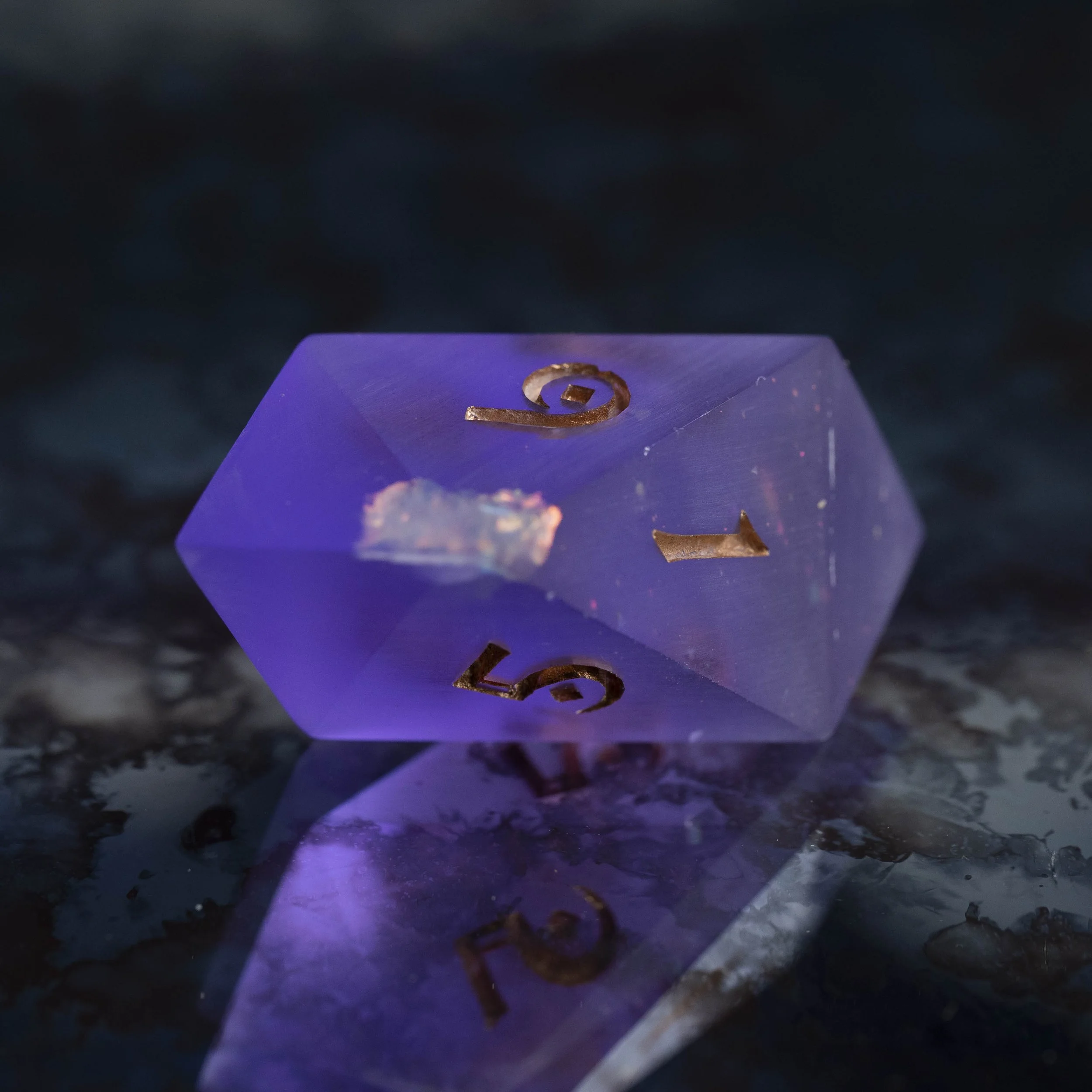 Améthyste Mystique Matte D6 Relique