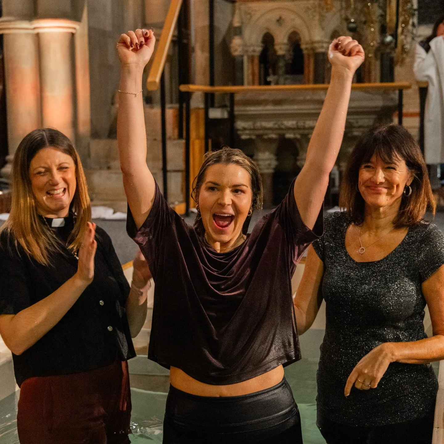 Christmas Baptisms? 🌊 I bet they&rsquo;re glad we have a decent heater! 🌡️

It was such a joy to watch 10 people share their testimonies and be baptised on Sunday.

If you&rsquo;d like to be baptised in 2026 then drop us a message 🙏🕊️