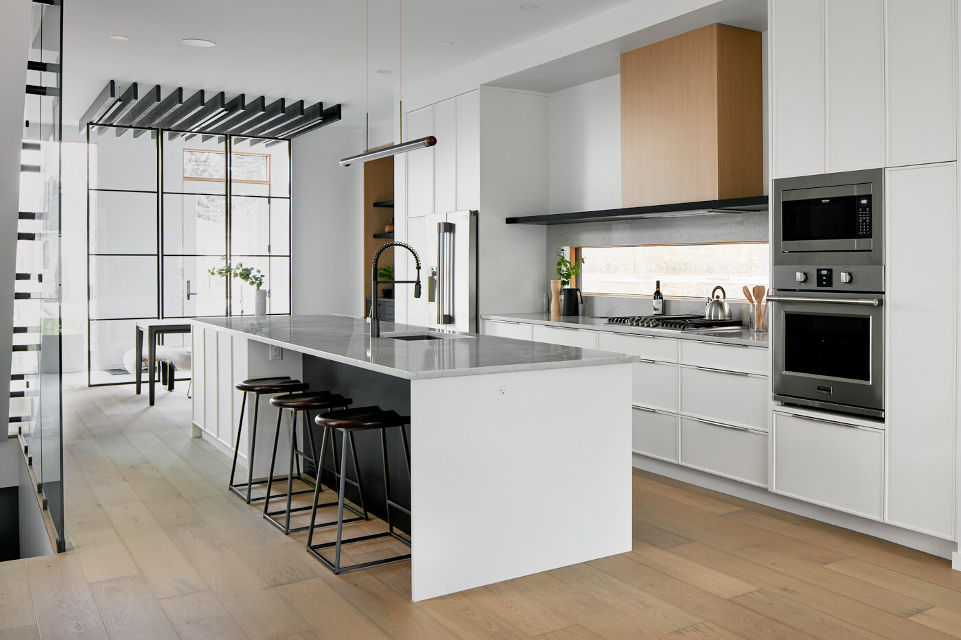 White Russian Interior Photos IntEx Imaging.jpg