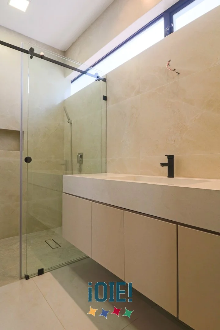 OIE-luxury-house-new-lomas-de-barbasquillo-14.jpg