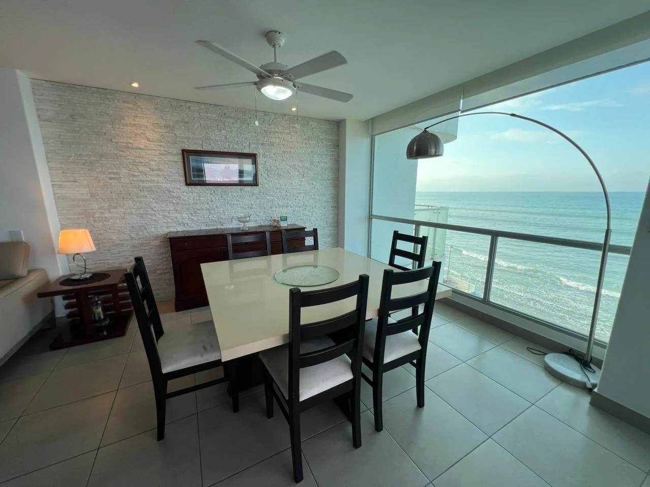 OIE-2-bedroom-ocean-front-condo-in-Buzios-for-sale (16).jpeg