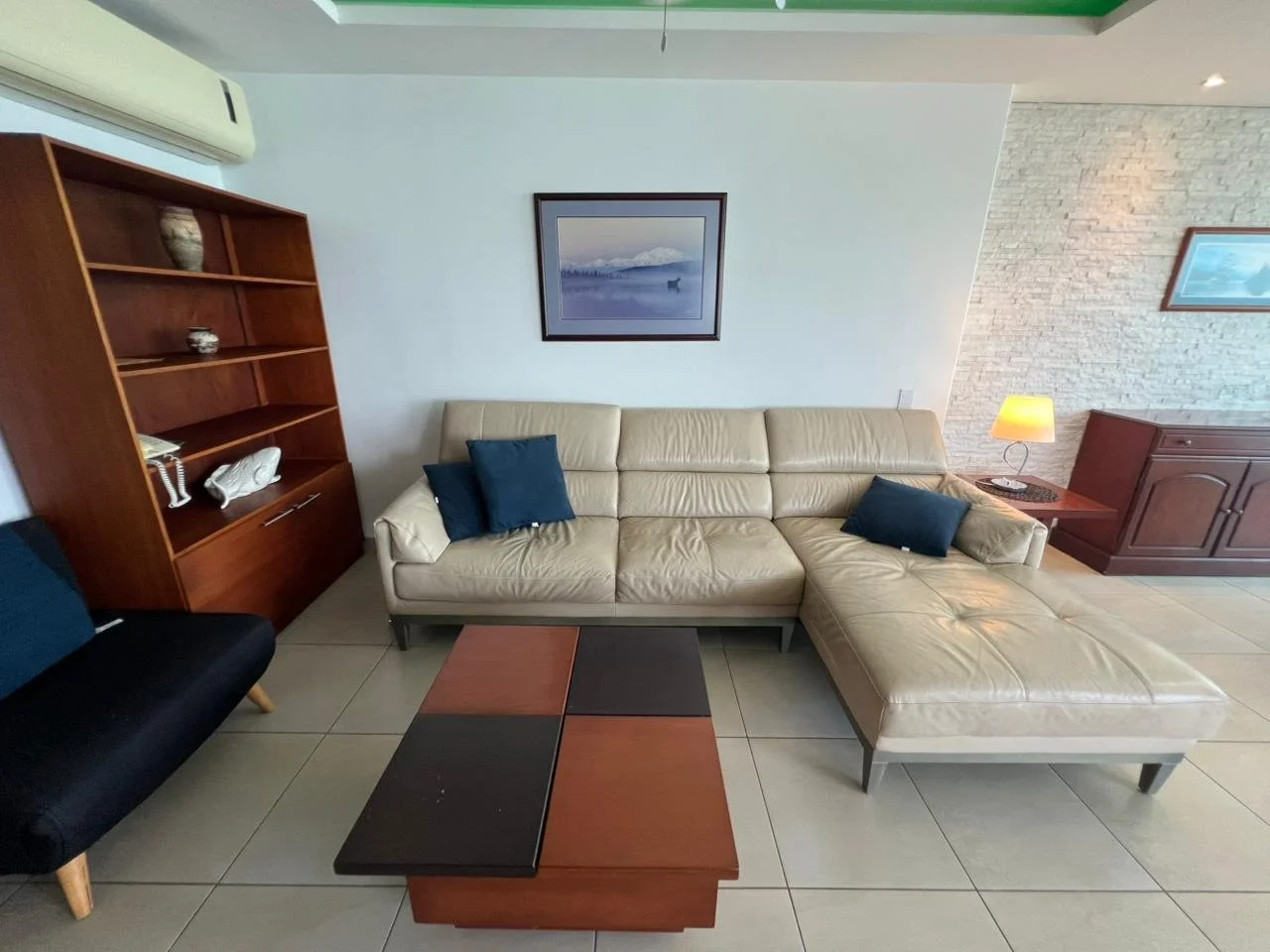 OIE-2-bedroom-ocean-front-condo-in-Buzios-for-sale (19).jpeg
