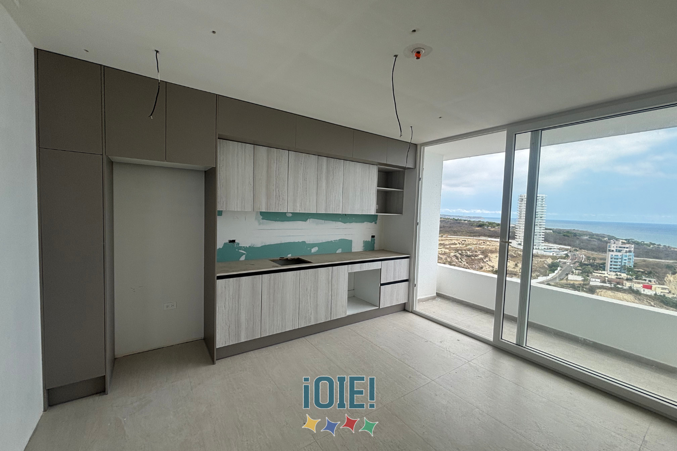 OIE-suite1-for-sale-skyline (4).png