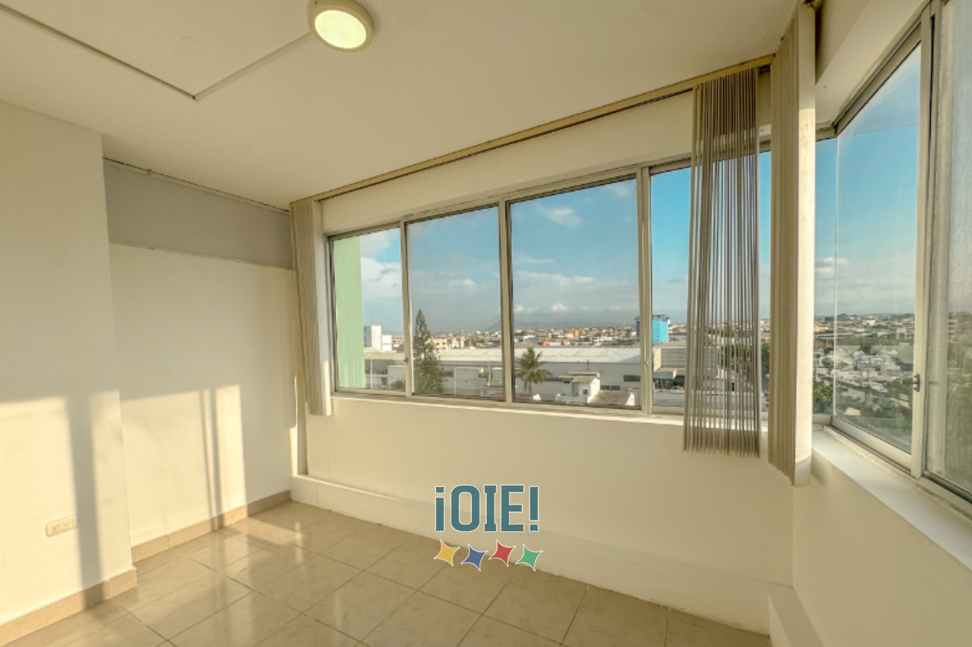Office Investment Opportunity in Manta, Ecuador – $75,000