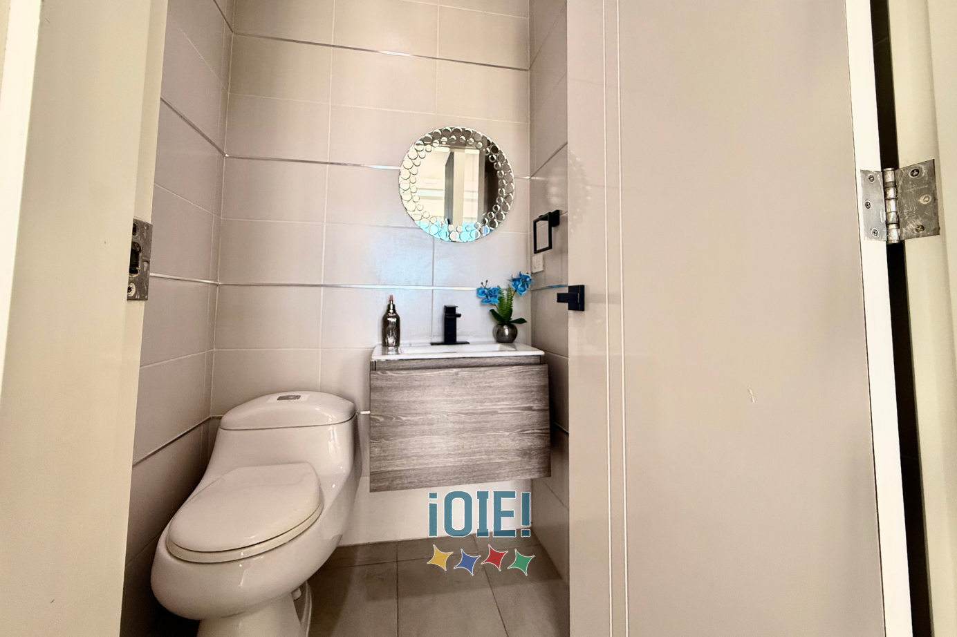 OIE-suite-for-sale-mykonos-building-manta-ecuador.png