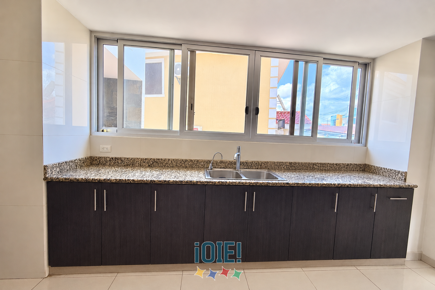 OIE-duplex-for-sale-manta-beach-ecuador (8).png