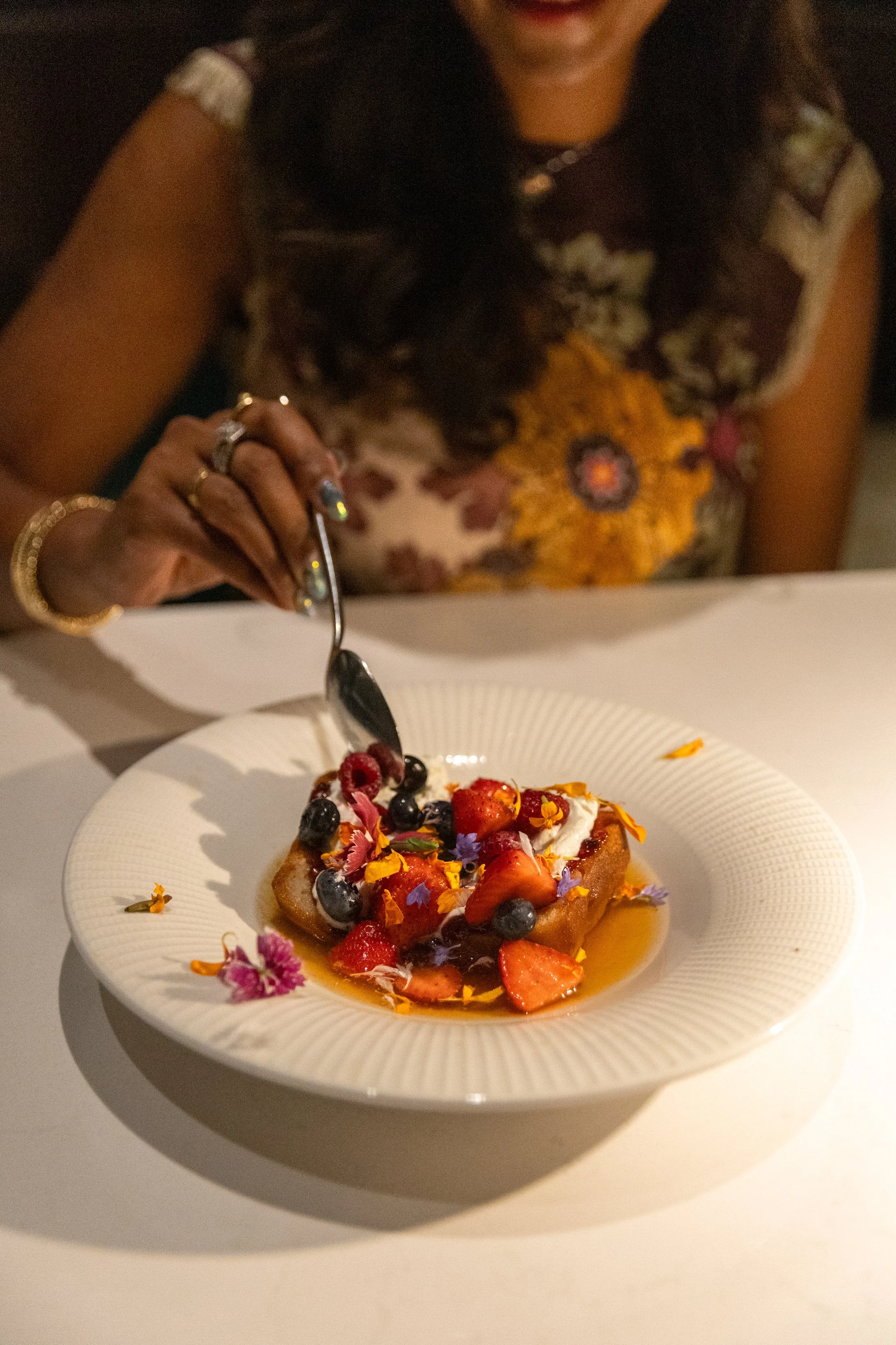 250913Samantha_Montreal_Day2_dinner0075.jpg