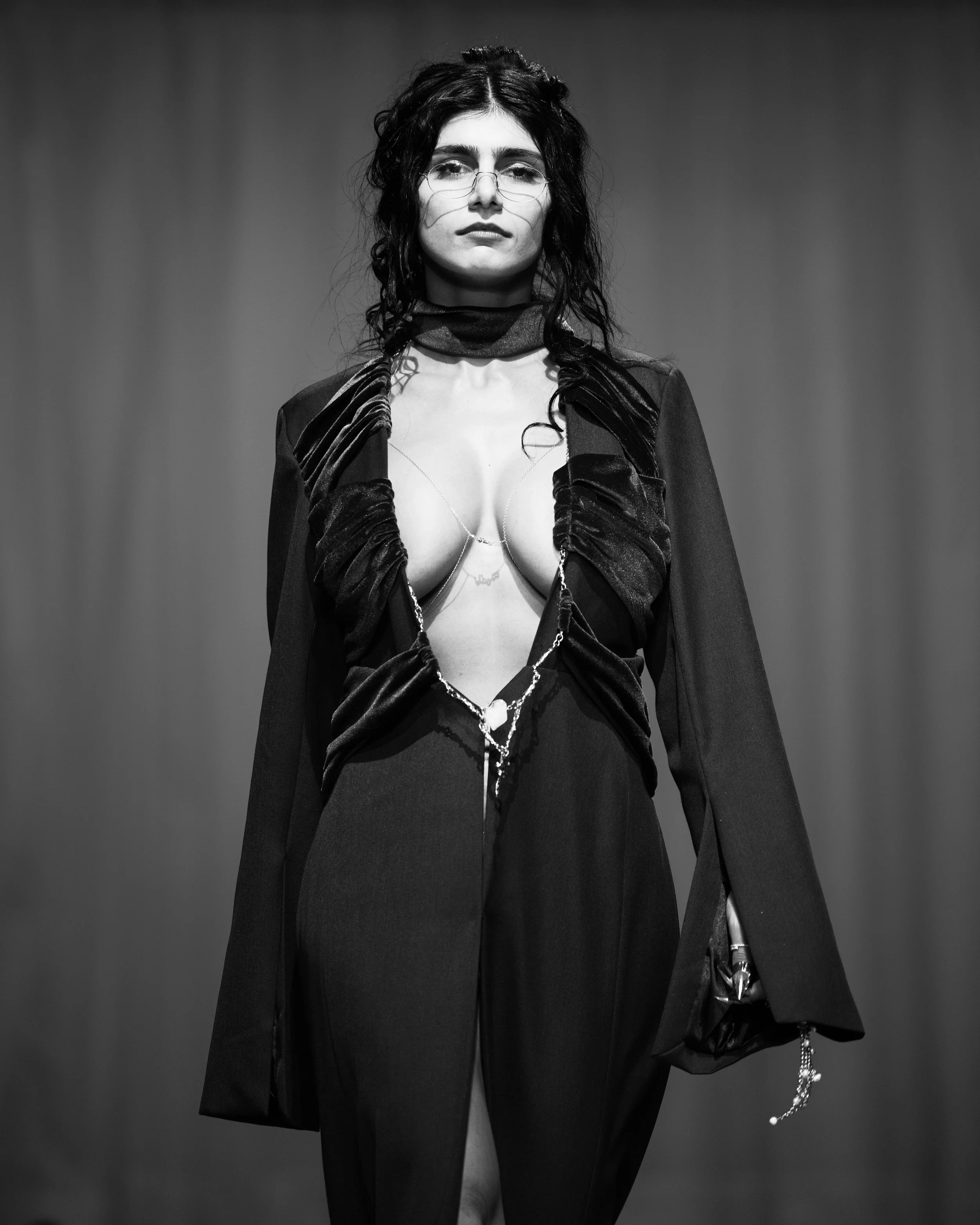 MIA KHALIFA FOR DI PESTA AW25