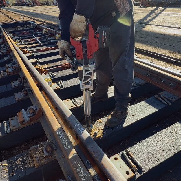 LagEase Tool Only | Battery-Powered Lag Screw Inserter — Focused