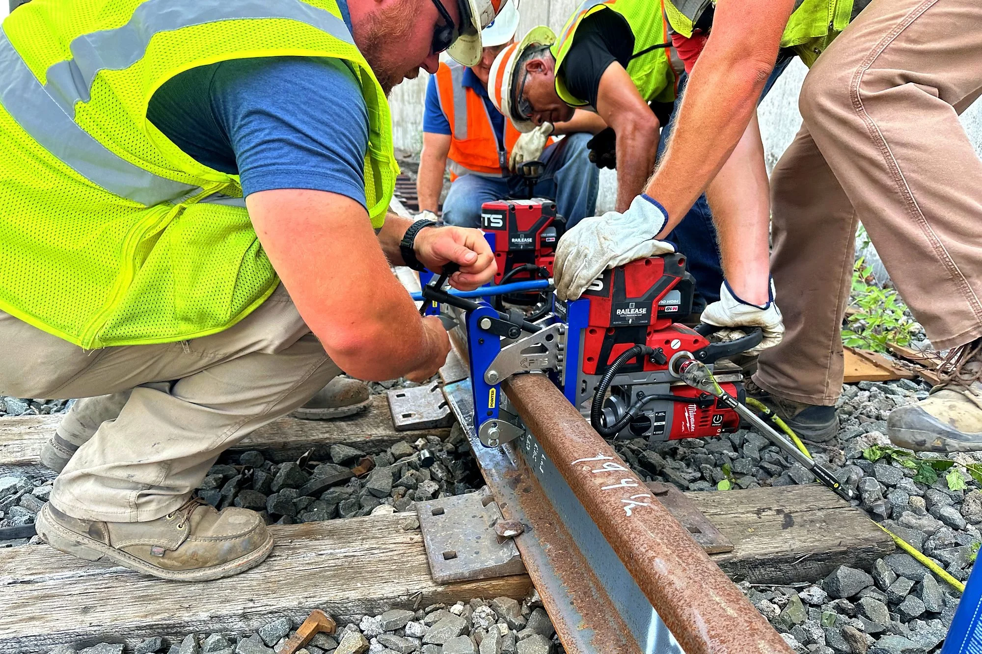 fts-rail-05.jpg