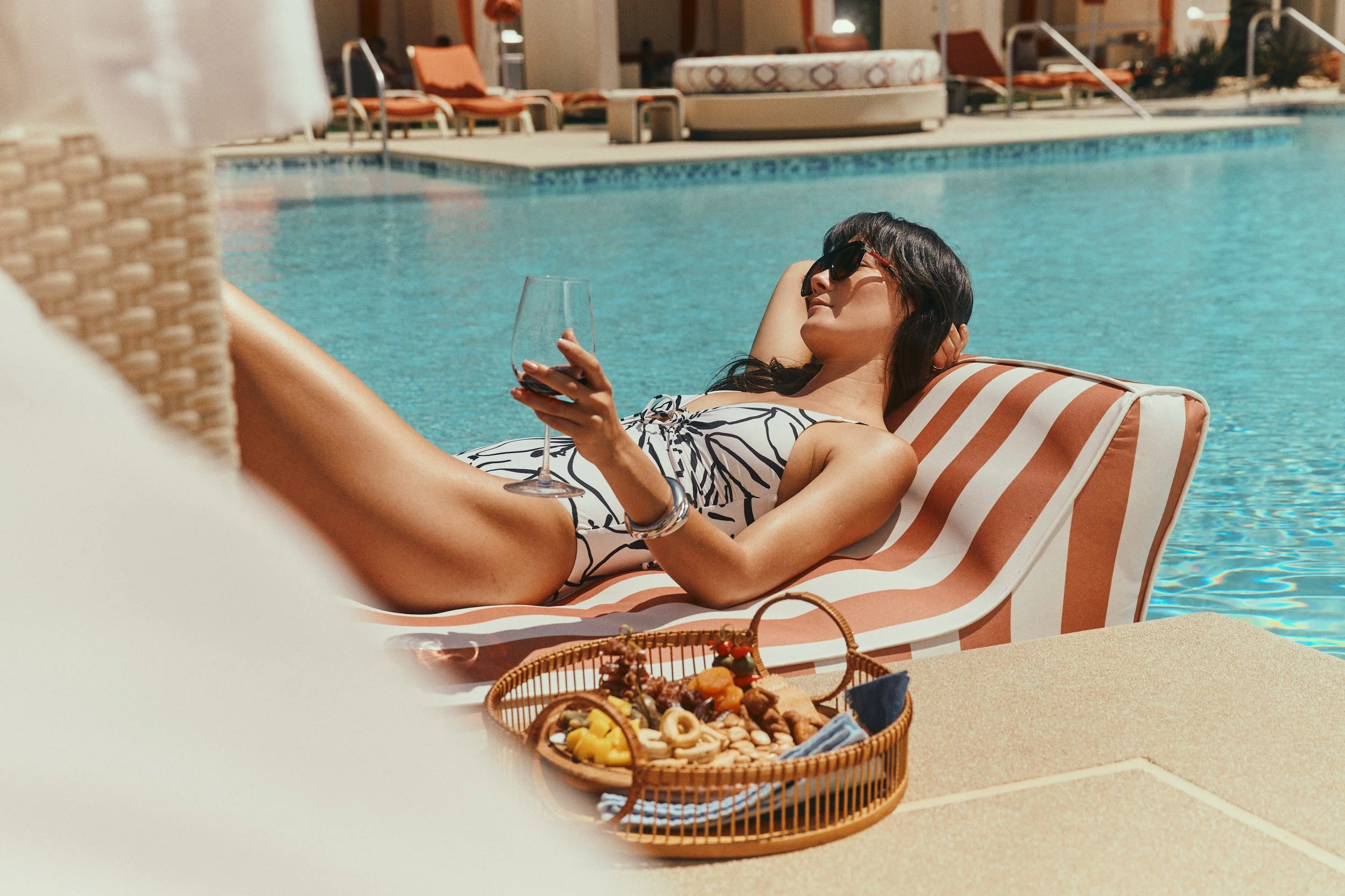 260427_Handlost_Graton_Shoot2_Pool_3721_V1.jpg