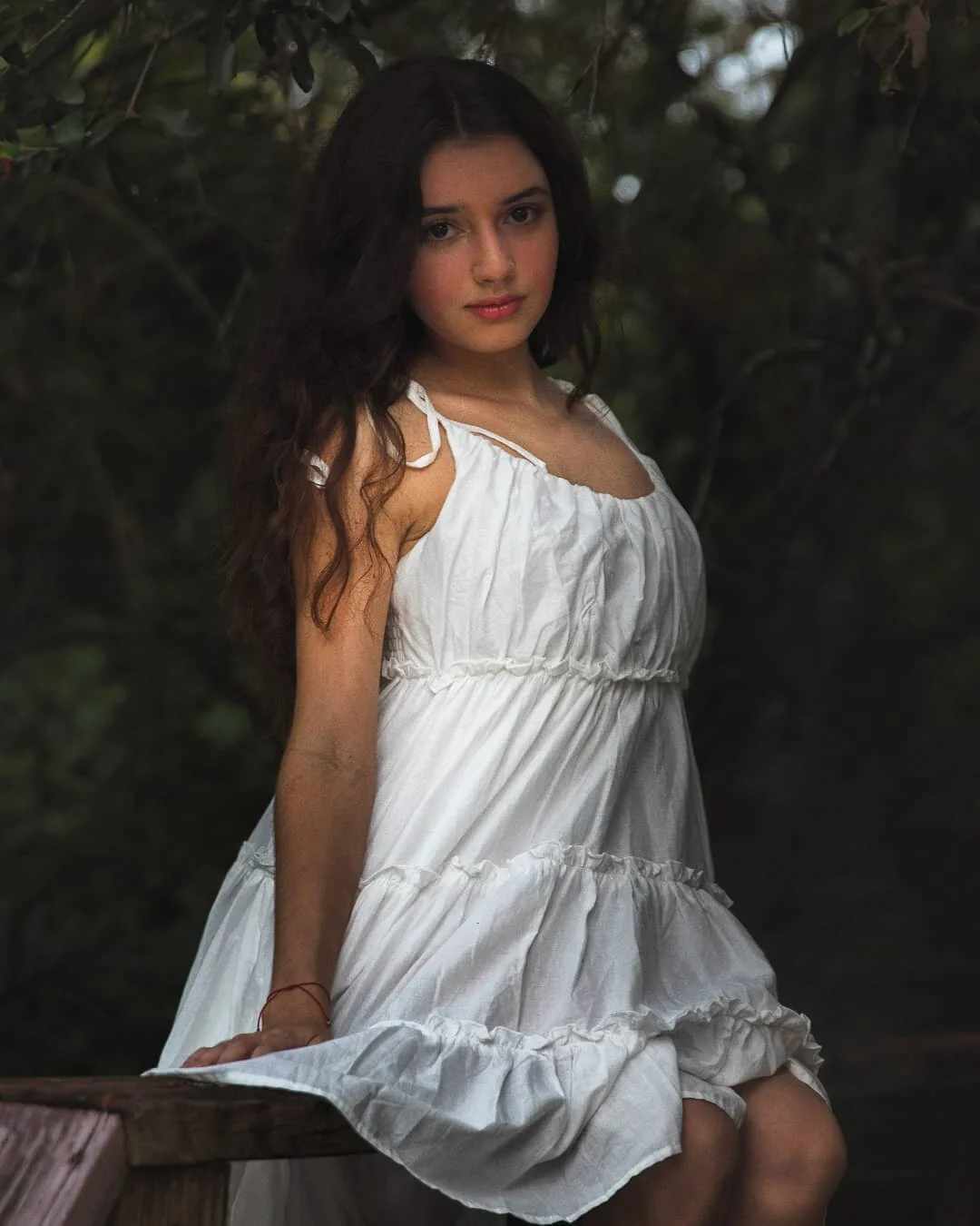 &quot;Light has a way of breaking through the darkness.&quot;
.
.
.
#agameoftones #ftlauderdale #canon #visualmobs #nature #vintage #gramslayers #thelensbible #treetopspark #photography #photooftheday #canon80d #naturephotography #weekly_feature#pike