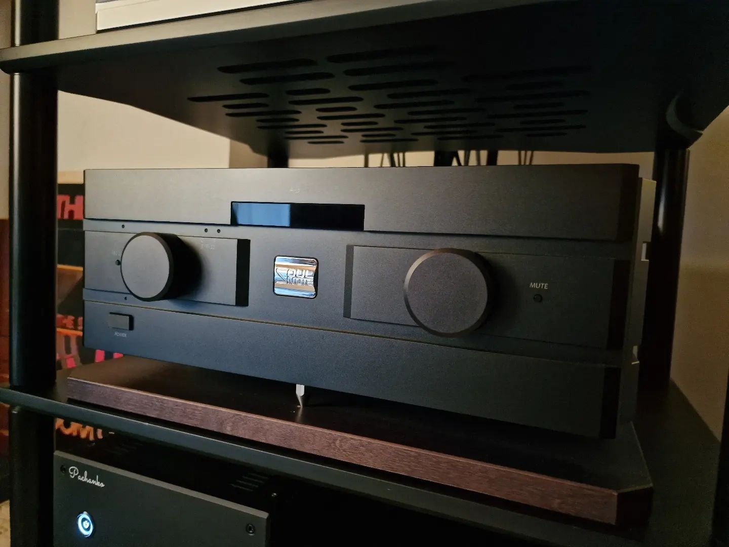 The @soulnote3 A-3 integrated amplifier is the kind of amplifier I dreamed of when I set out on my audiophile journey in my late teens. It's everything any HiFi and music lover could ever want - a true end of the road component. If you're searching f