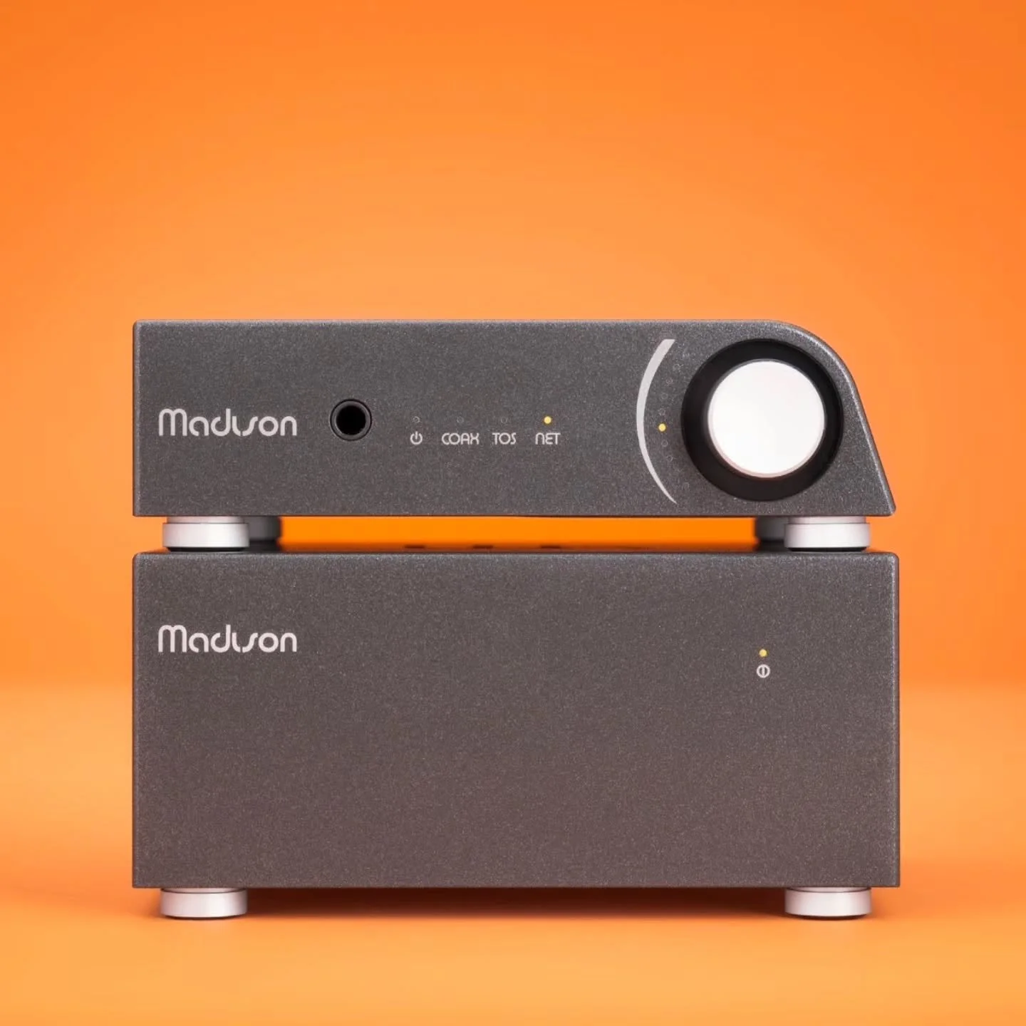 @wattson_audio has just unveiled the Madison Power S - a compact, Swiss-built power supply engineered as the perfect partner for the Madison Streamers.

Milled from a single block of aluminium and designed by the same minds behind CH Precision's refe