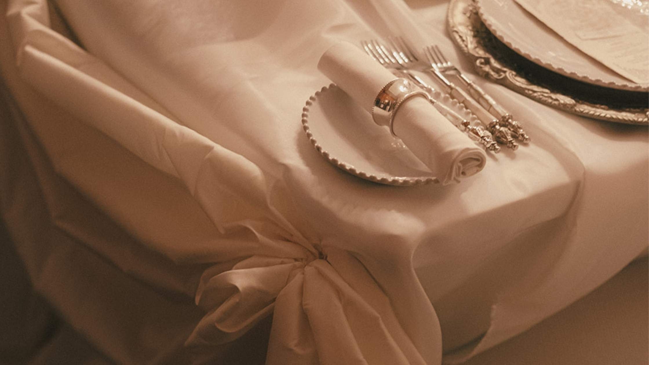 Studio Porter_Modern Wedding Planner copy 4.jpg