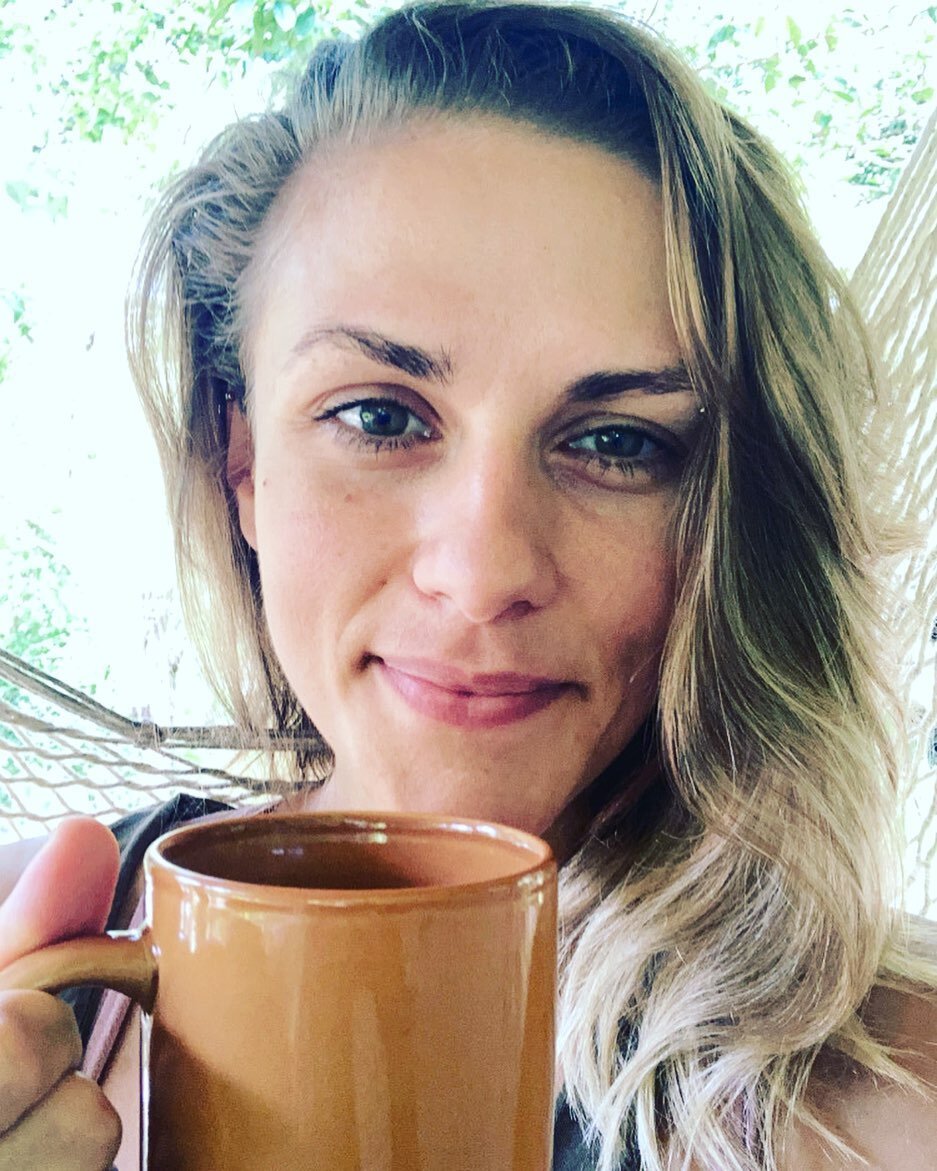 Good Morning and Happy Sunday from the jungle my fellow Earthlings!🌎✌🏽
Sundays are my day for intentional practice of meditation,  reflection, and gratitude. Today as I tend to my garden one final time, preparing for new adventures in a new part of
