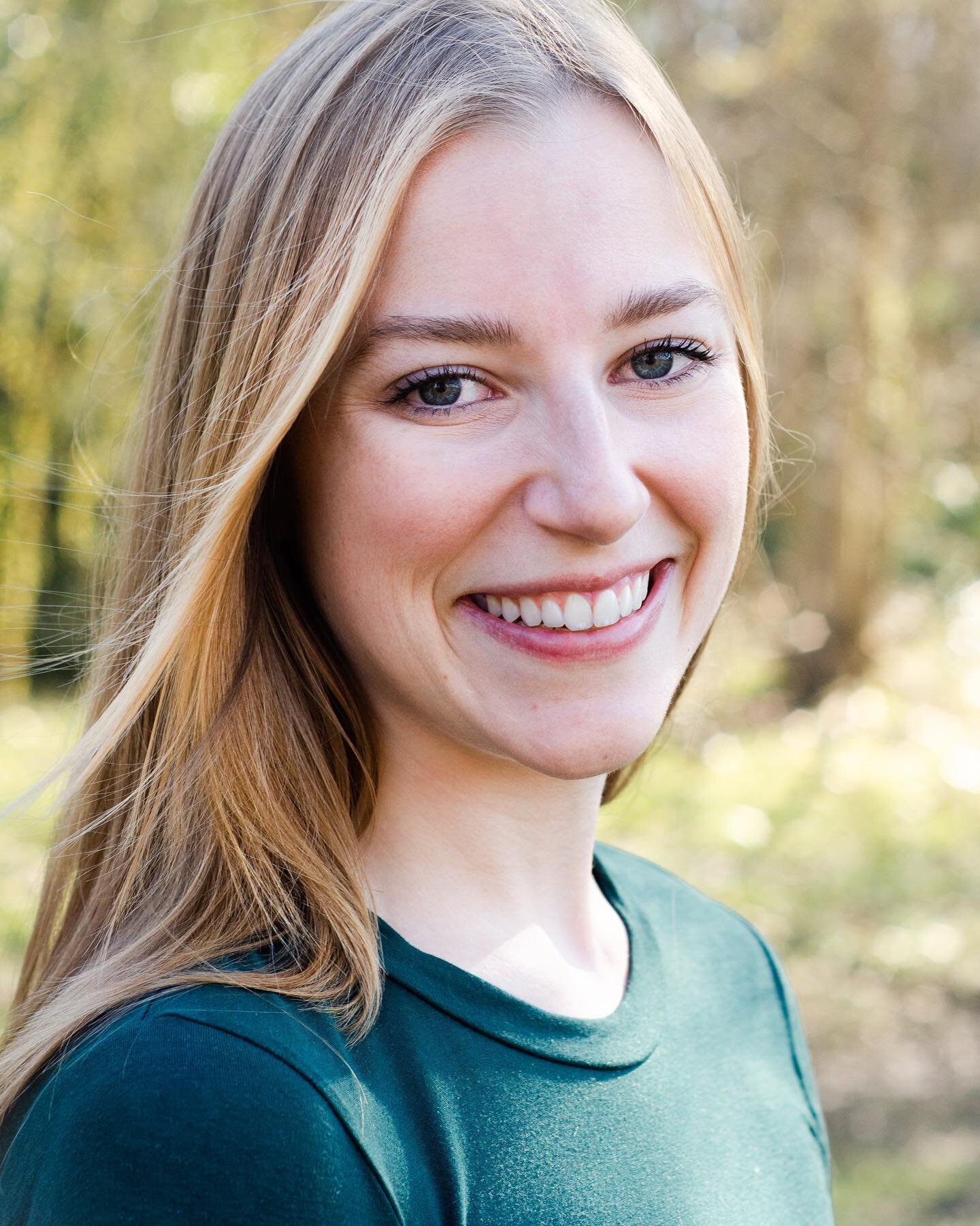 New portraits for one of my favourite people. I feel so lucky to be able to work alongside her in my other job as a doula. Thank you, Martha!
.
#photography #photoshoot #photographer #universitychoir #portraitphotography #portraitphotographer #bandph